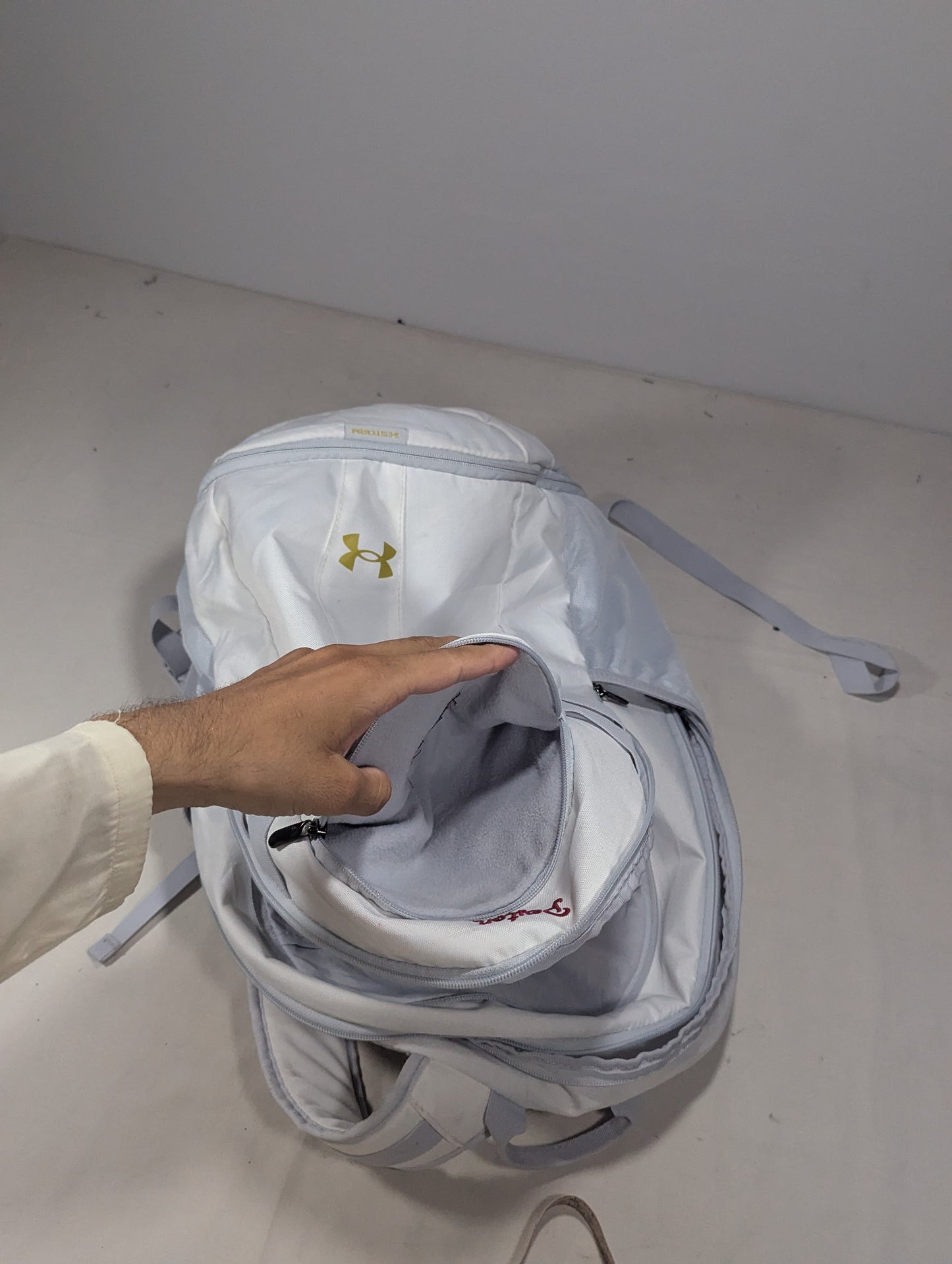 UA under armour backpack  U3