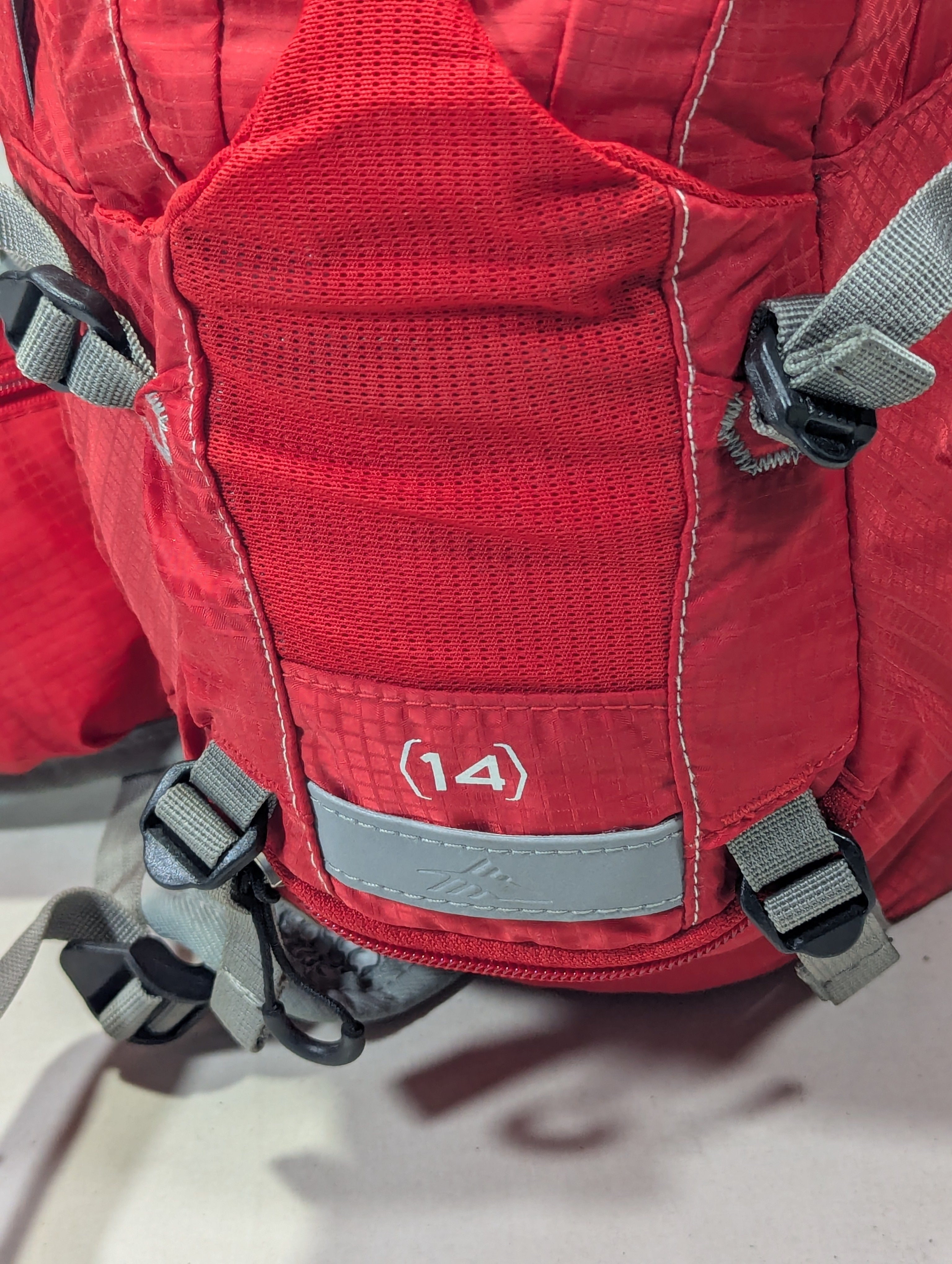 High Sierra the most strongest mini hiking tourist backpack  U3