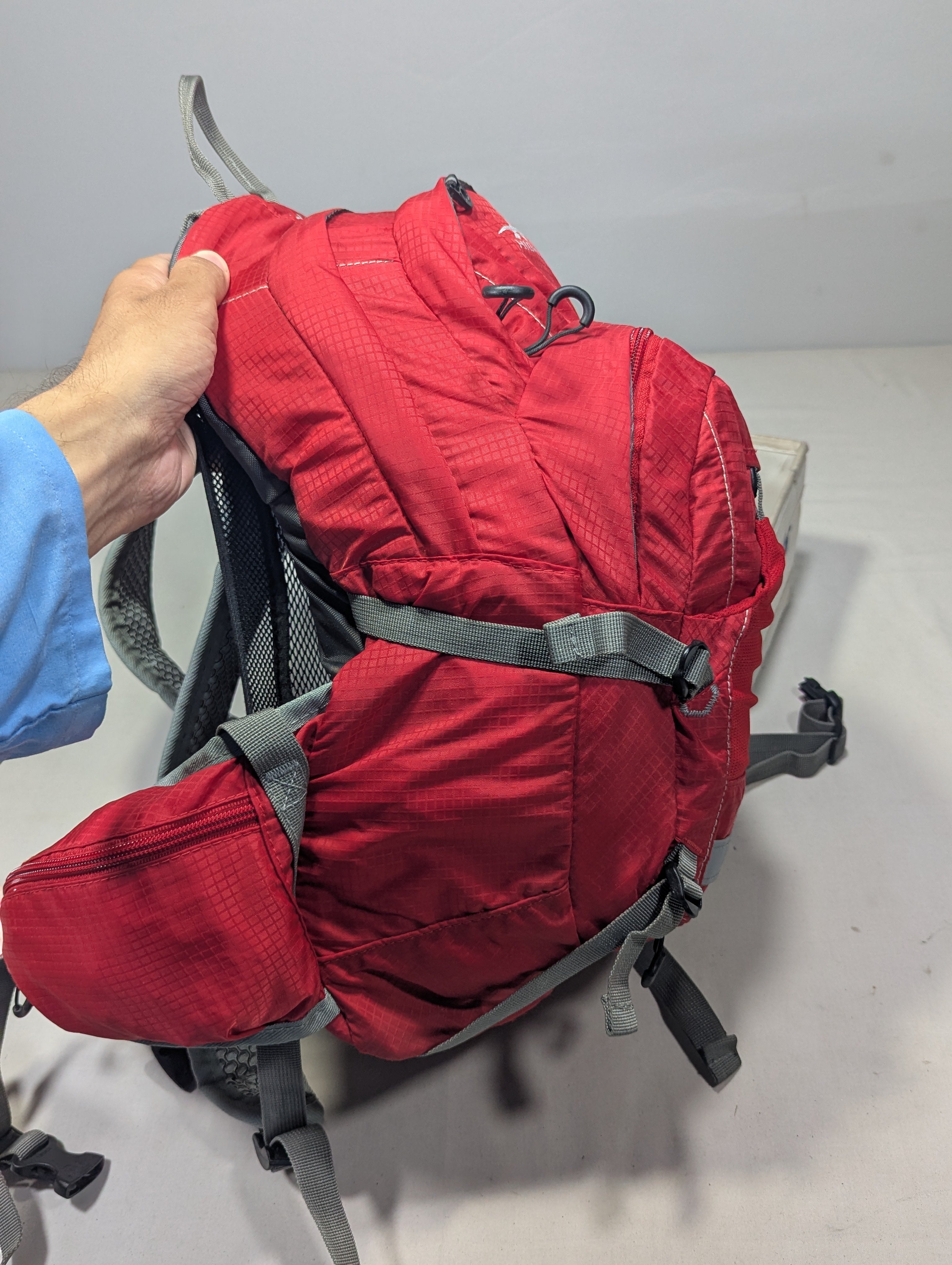 High Sierra the most strongest mini hiking tourist backpack  U3