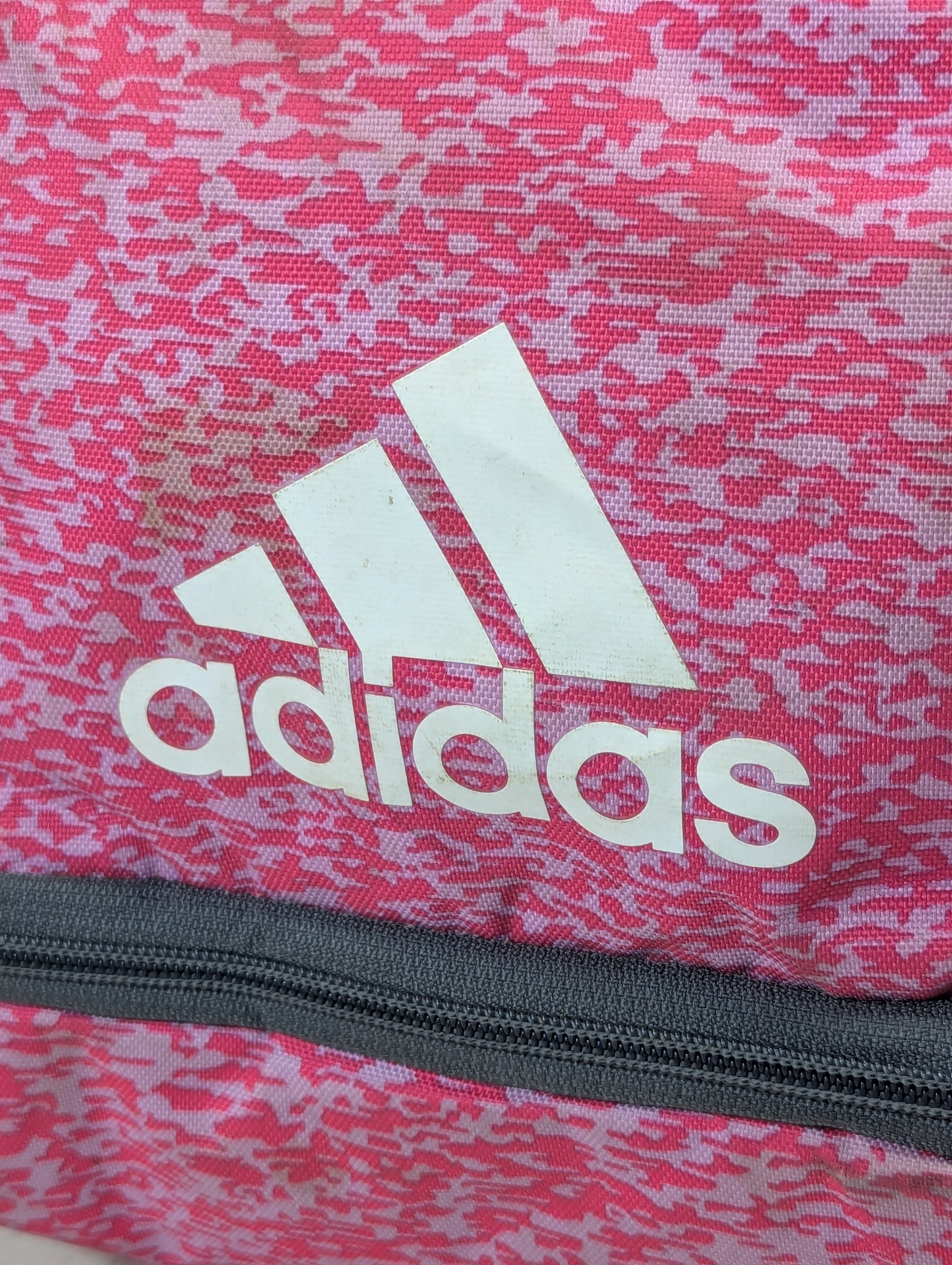 Adidas launch box, bag U15