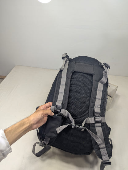 Japan stock skateboard holder backpack U3