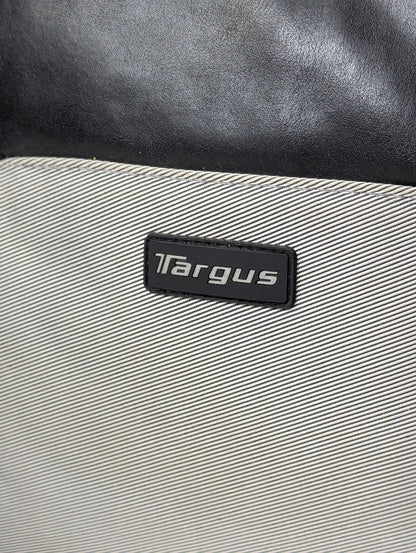 Targus sleeve, bag U2