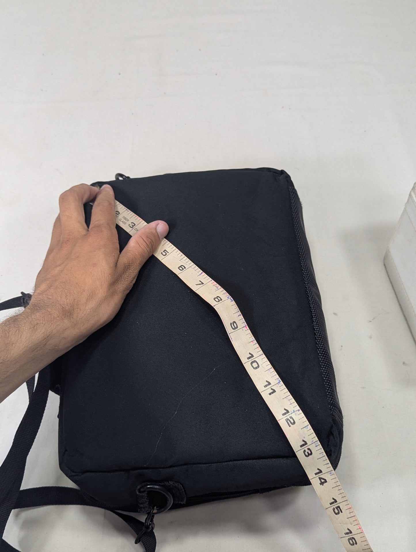 Targus sleeve, bag U2