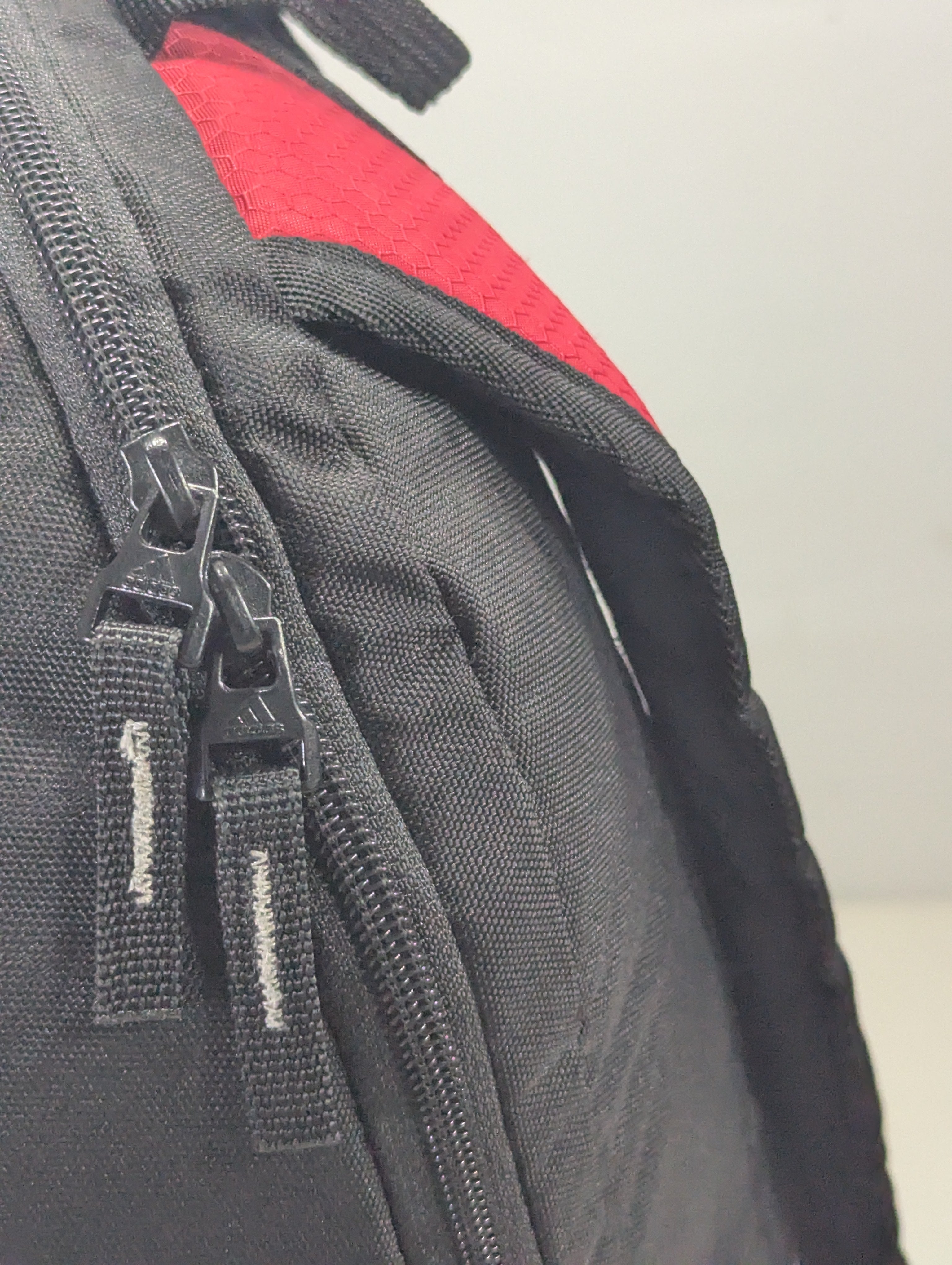 Color red Adidas backpack Ab3
