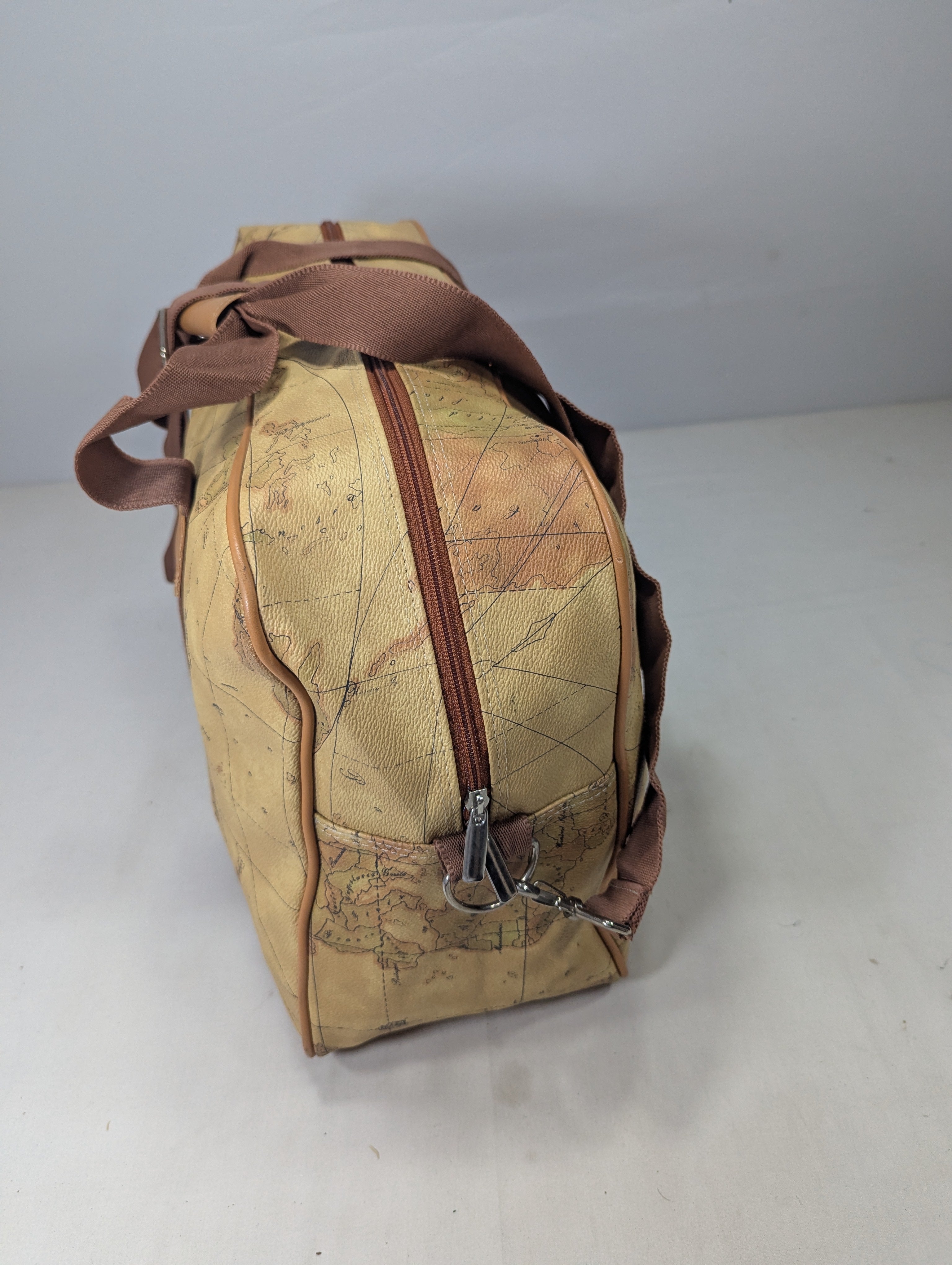 Map pattern Korean duffle bag Ab3