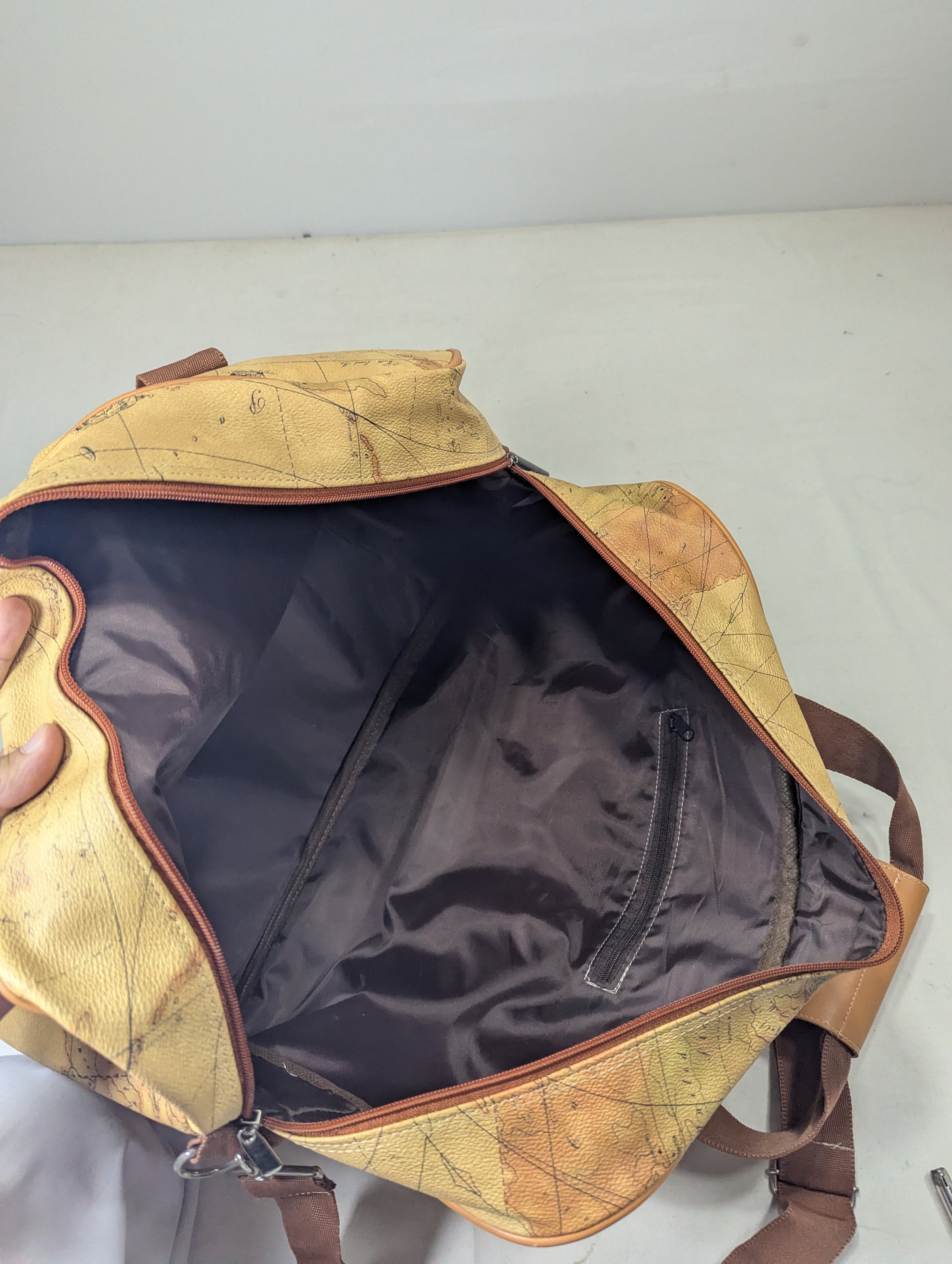 Map pattern Korean duffle bag Ab3