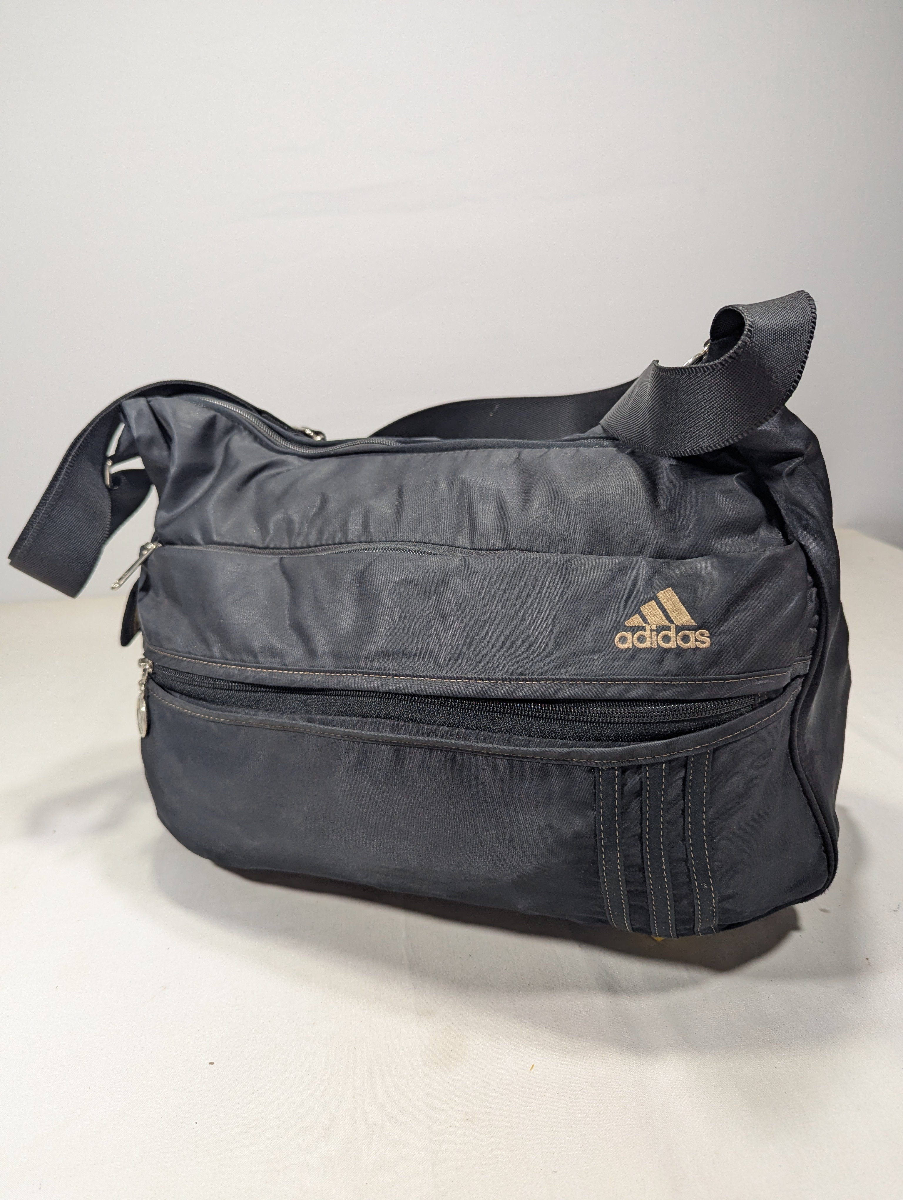 Adidas cross body bag shoulder bag U15