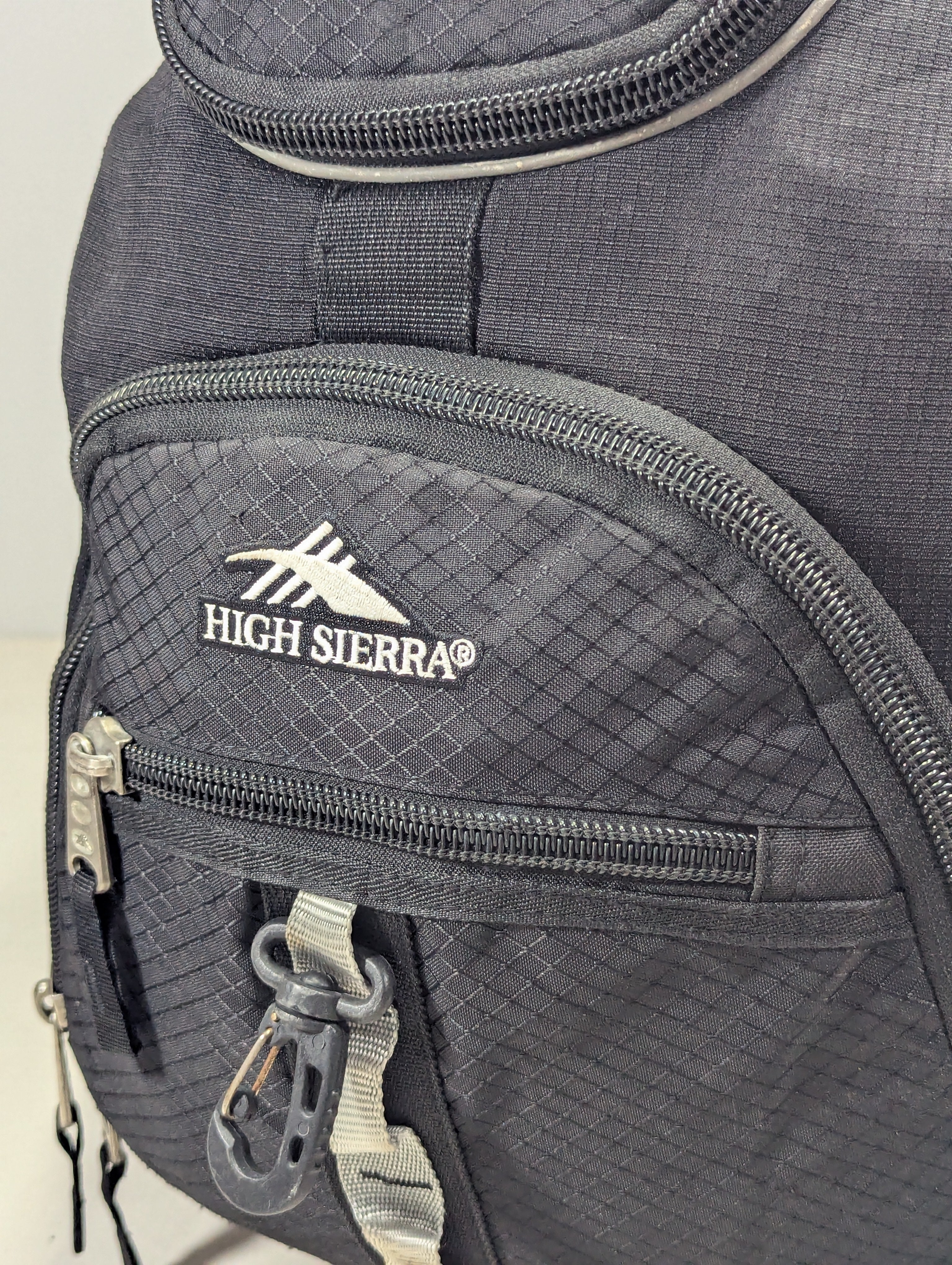 High sierra authentic backpack U3