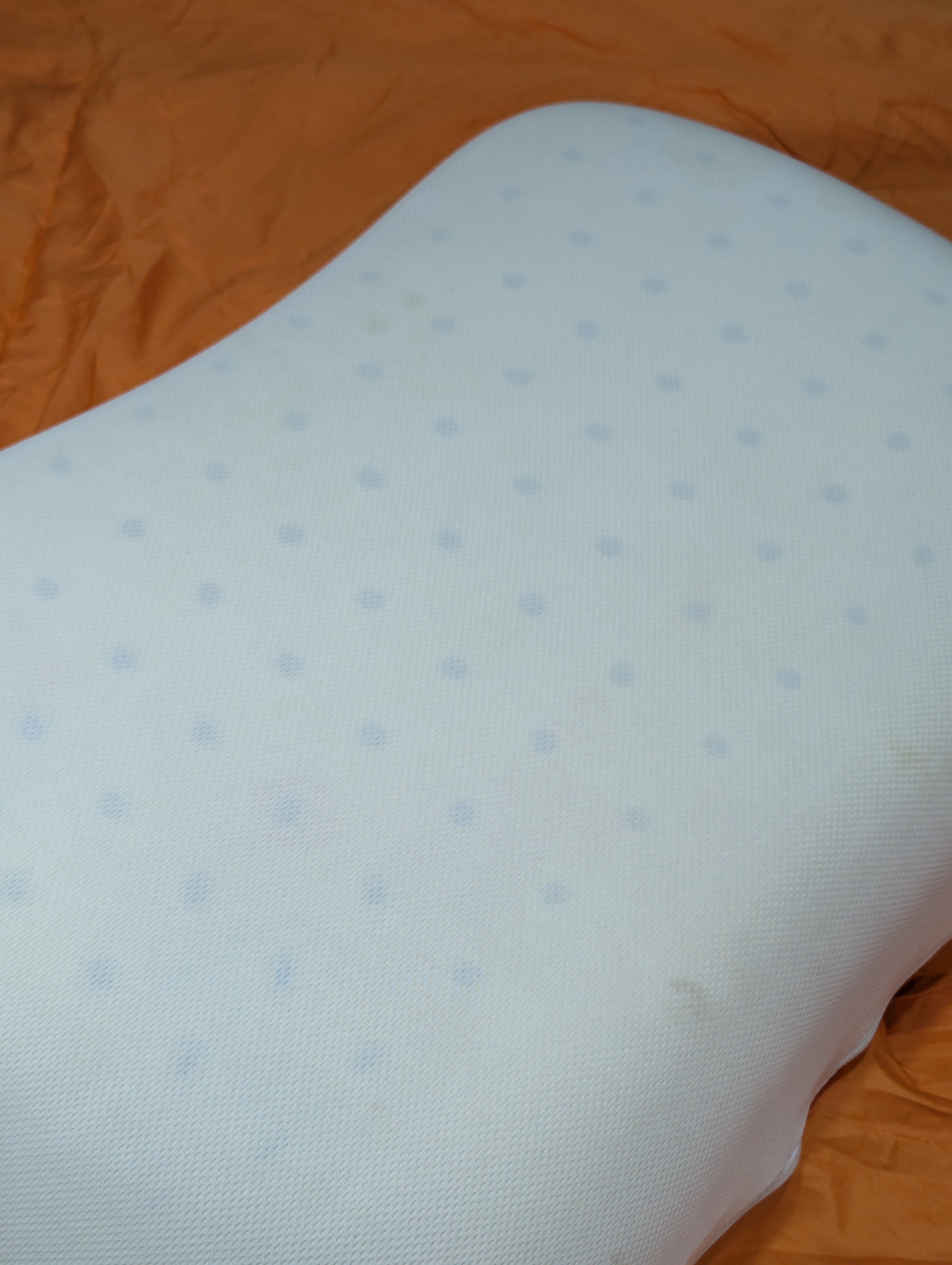 Eco-Friendly Memory Foam Medical Pillow p14