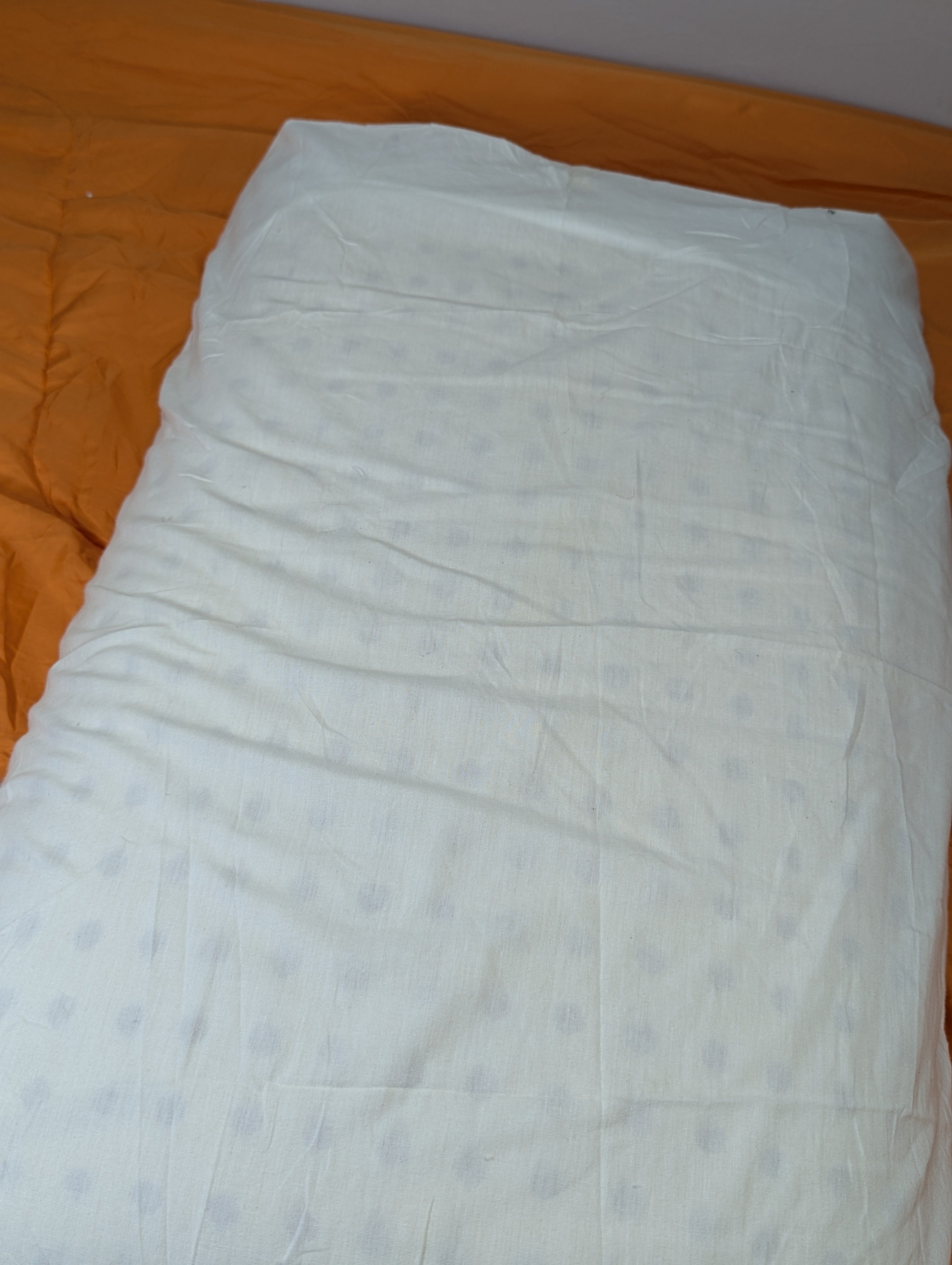 Latex material made, Orthopedic Pillow with Contour Neck Design p28
