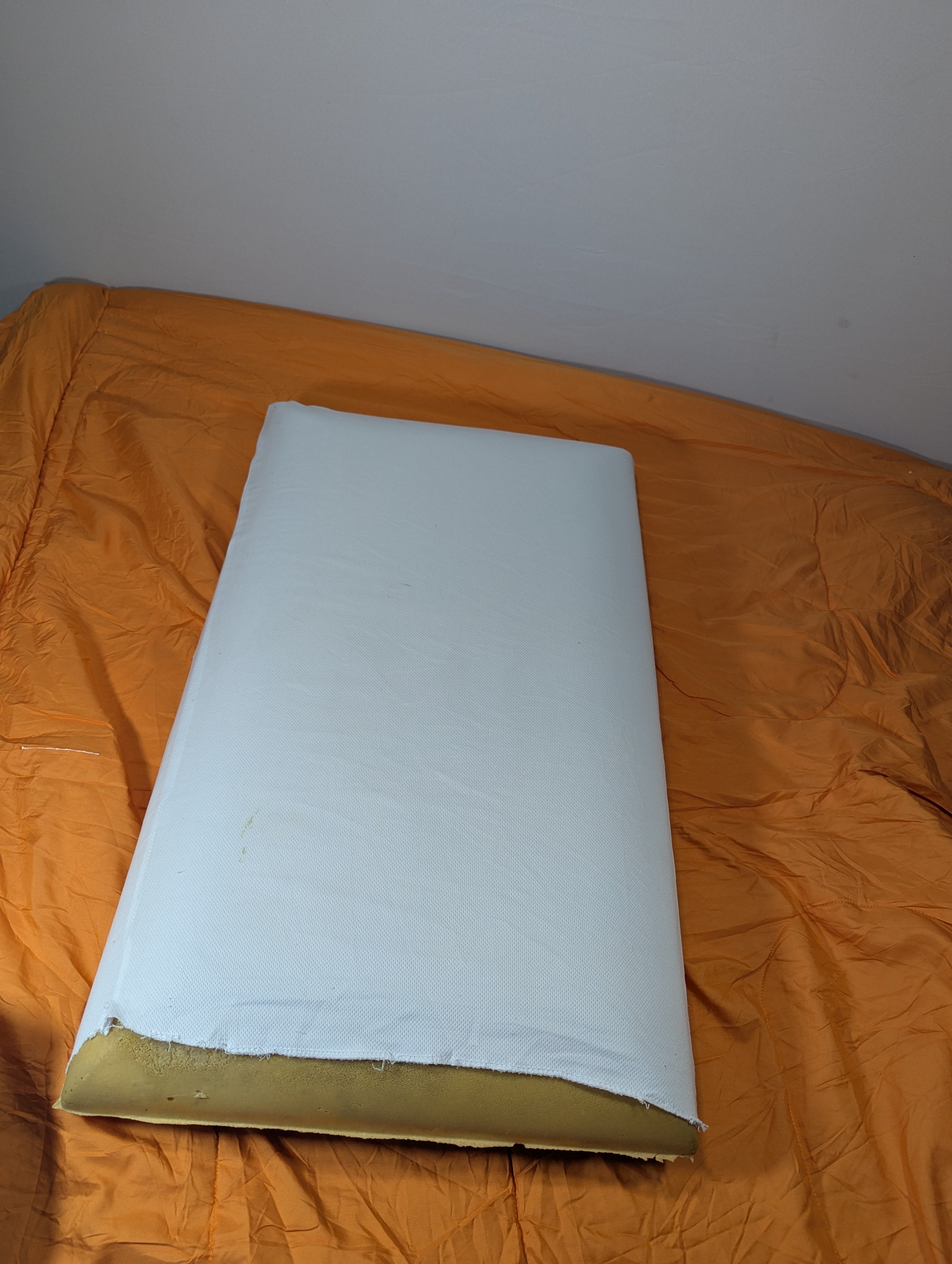 Doctor-Recommended Orthopedic Pillow for Side Sleepers p39