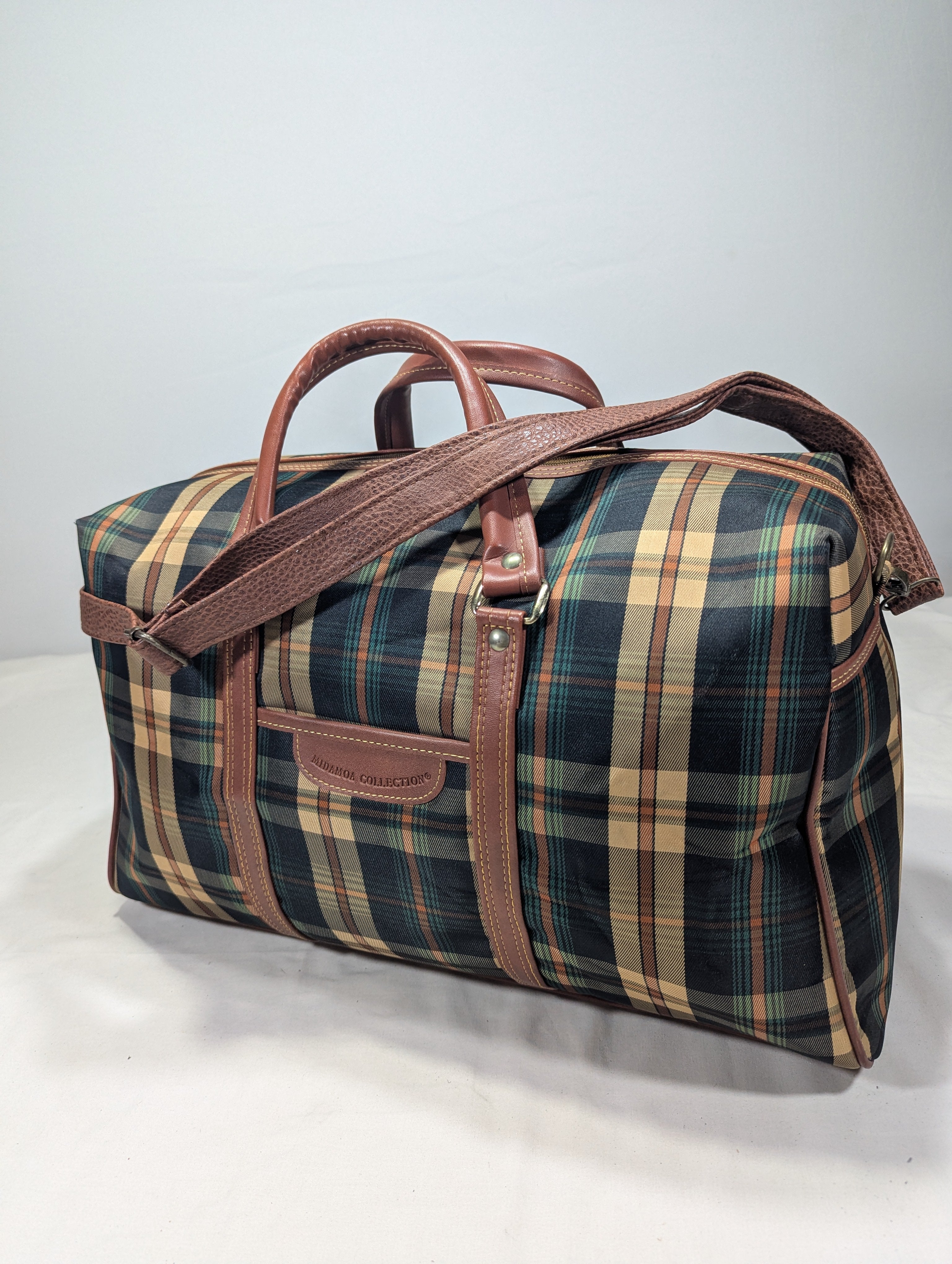 Stylish Korean Duffle – All-Purpose Carry Bag Ab3