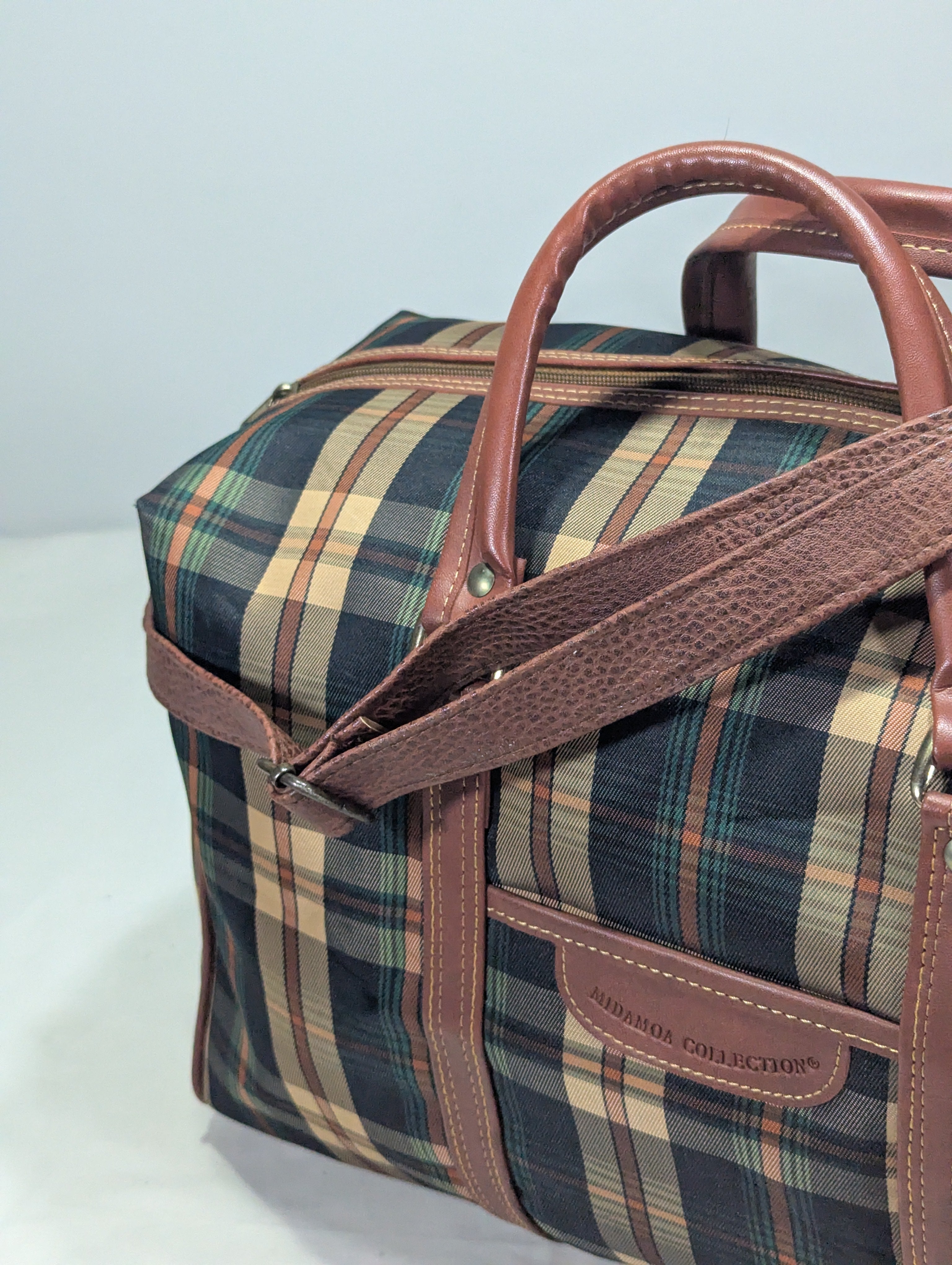 Stylish Korean Duffle – All-Purpose Carry Bag Ab3