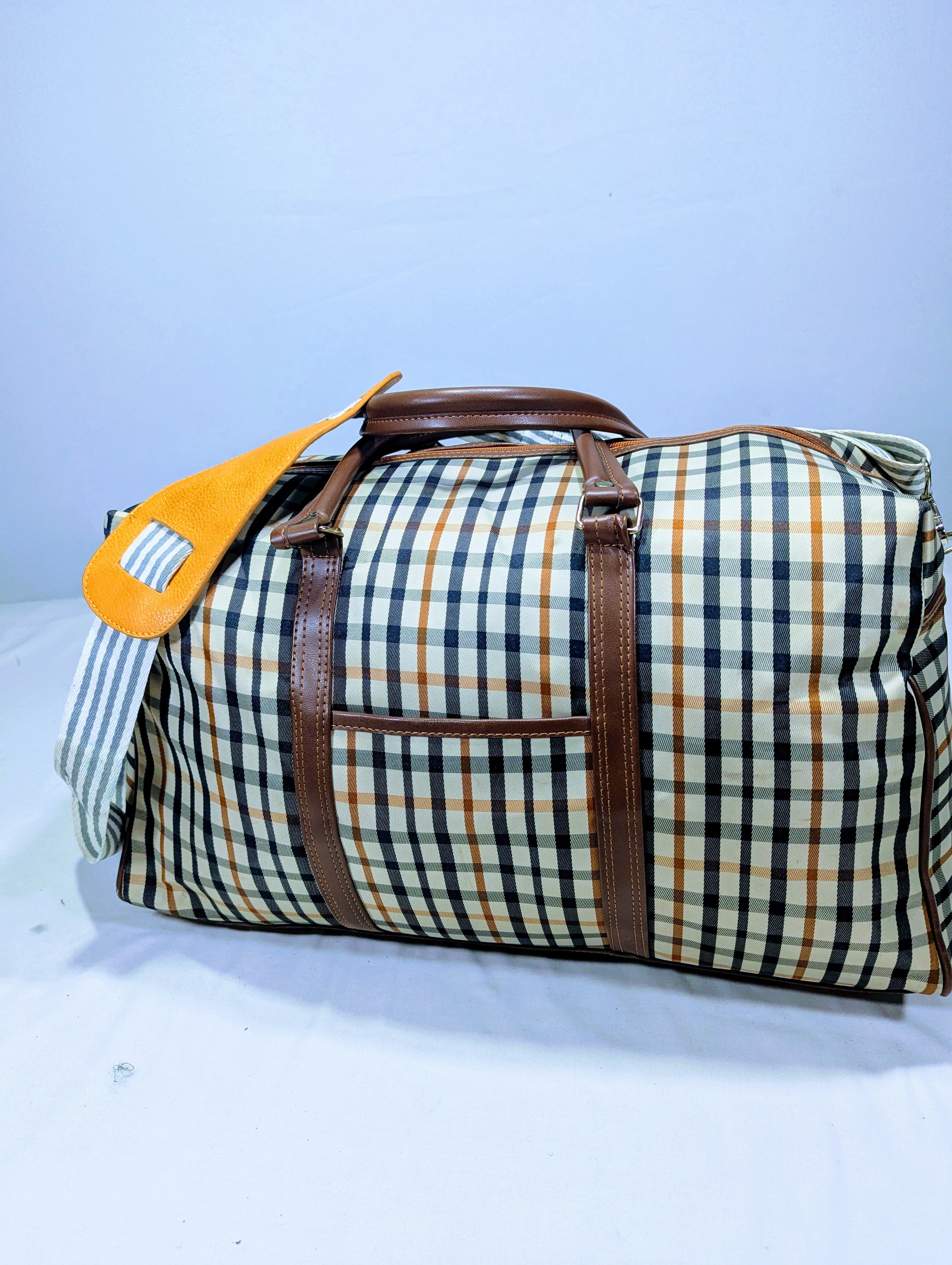 Korean Multipurpose Duffle – Chic and Practical Ab3