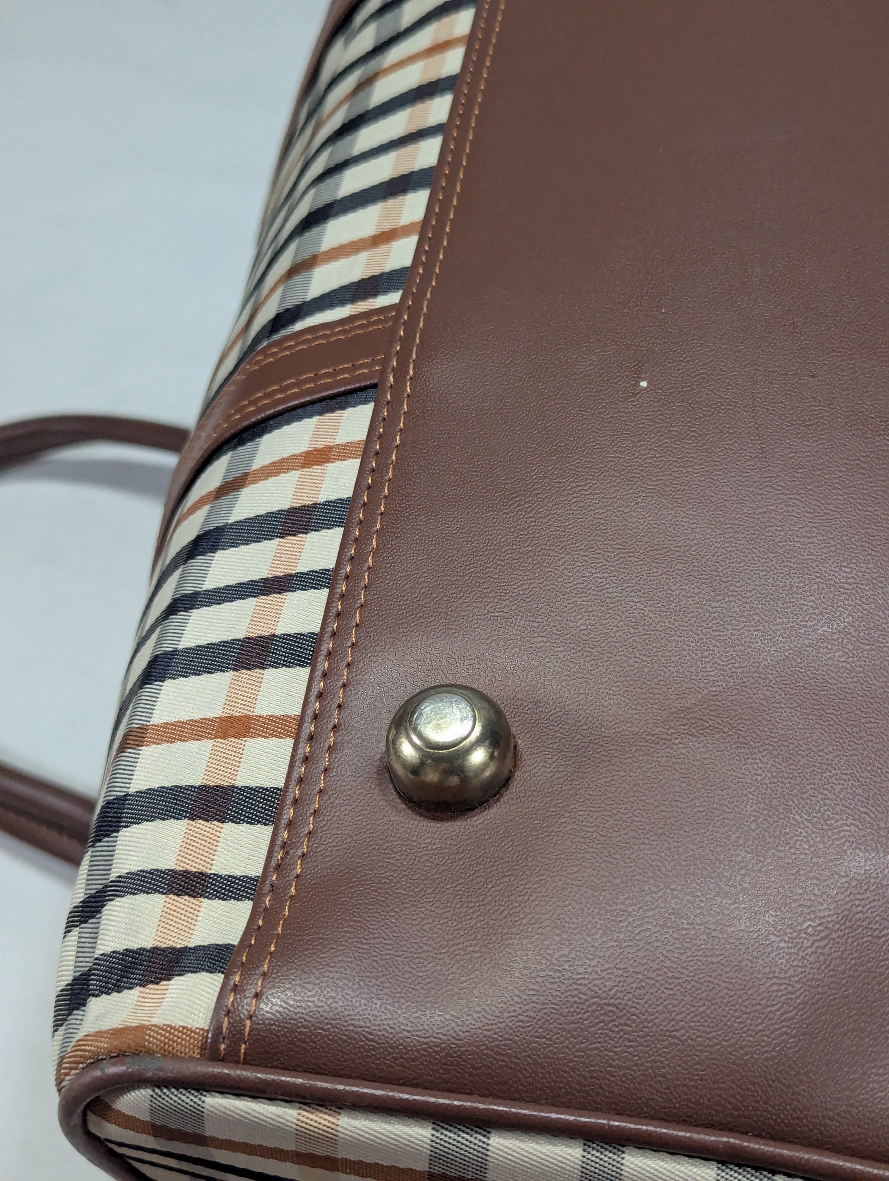 Korean Multipurpose Duffle – Chic and Practical Ab3