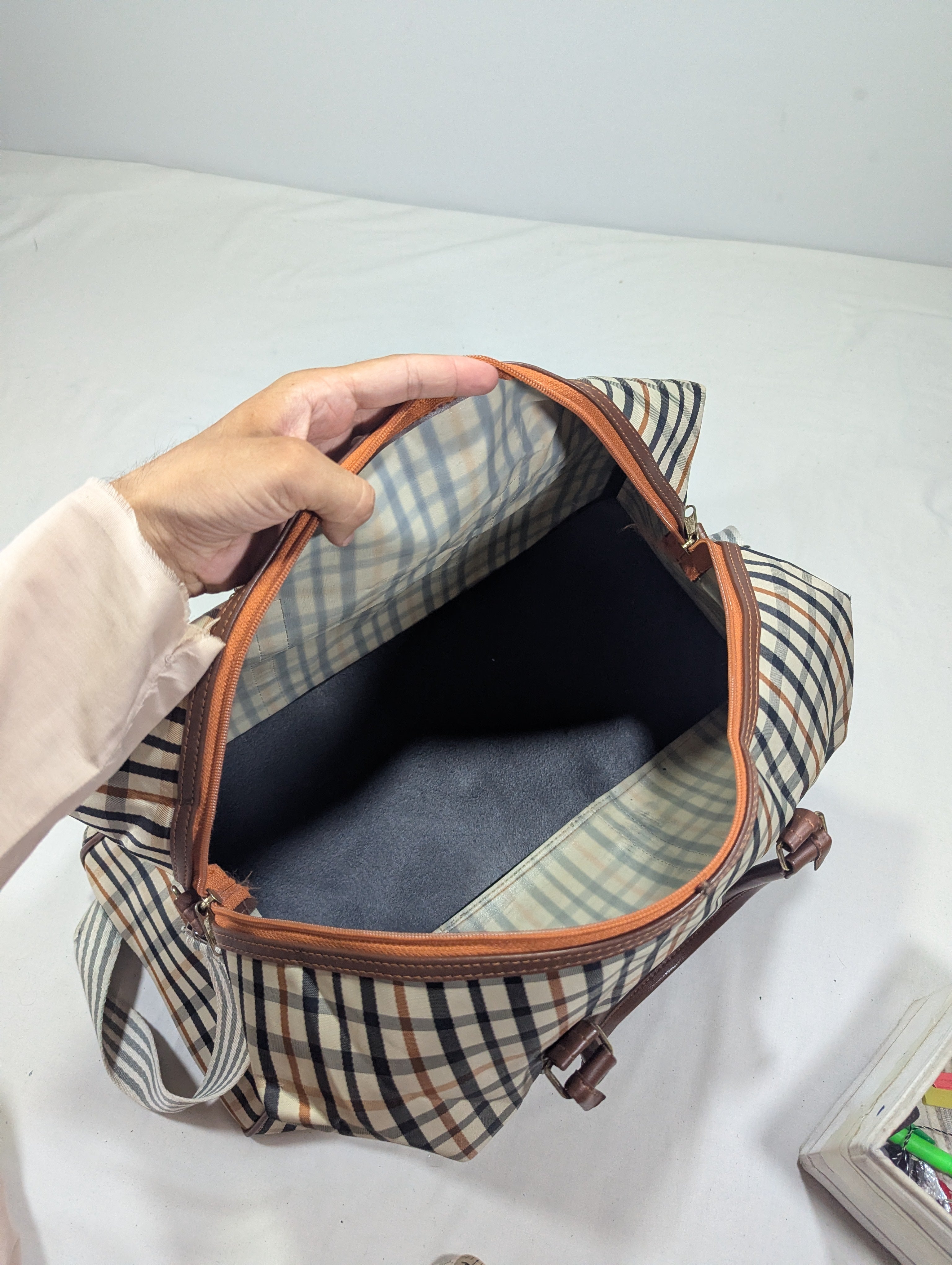 Korean Multipurpose Duffle – Chic and Practical Ab3