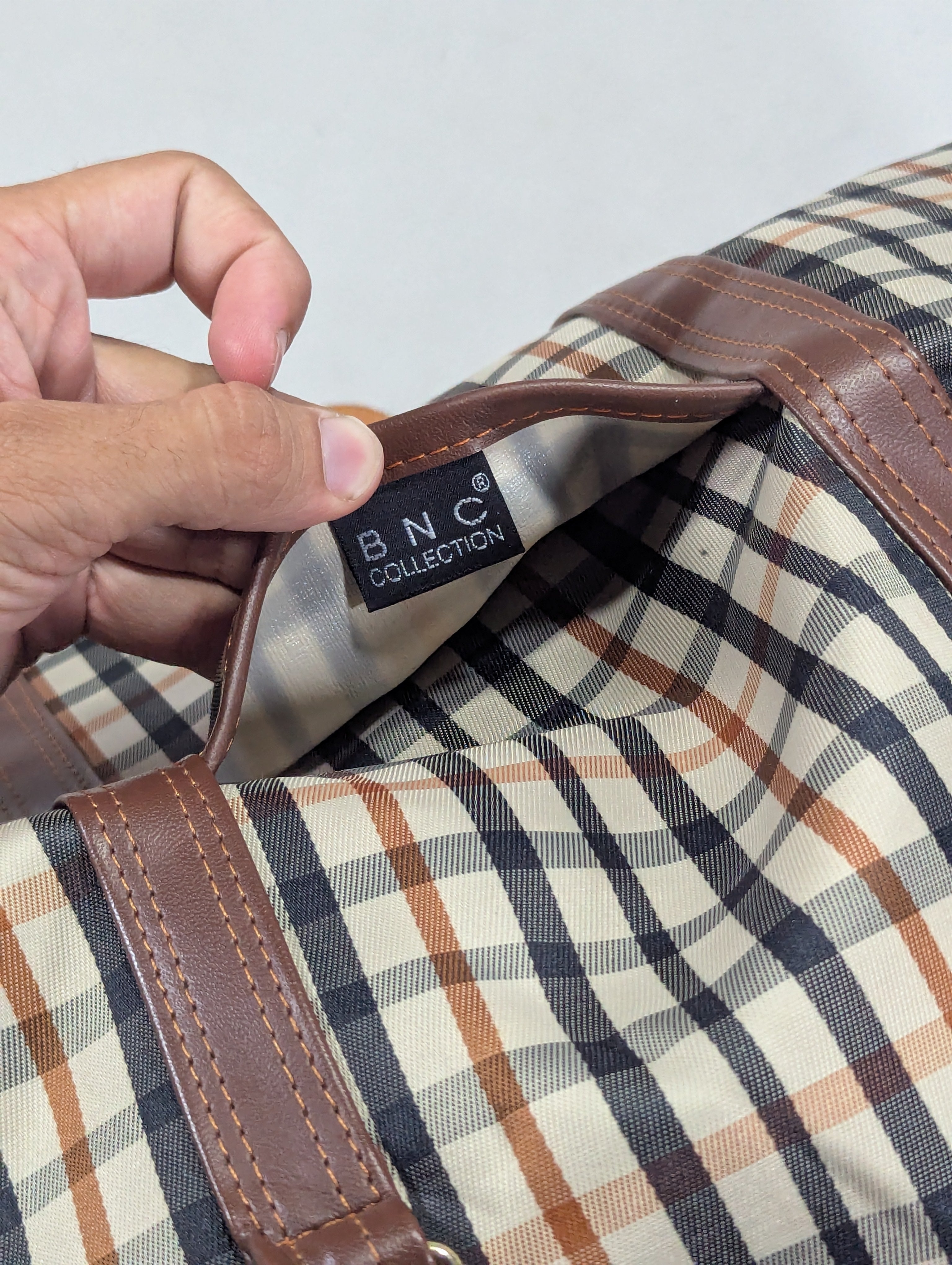 Korean Multipurpose Duffle – Chic and Practical Ab3