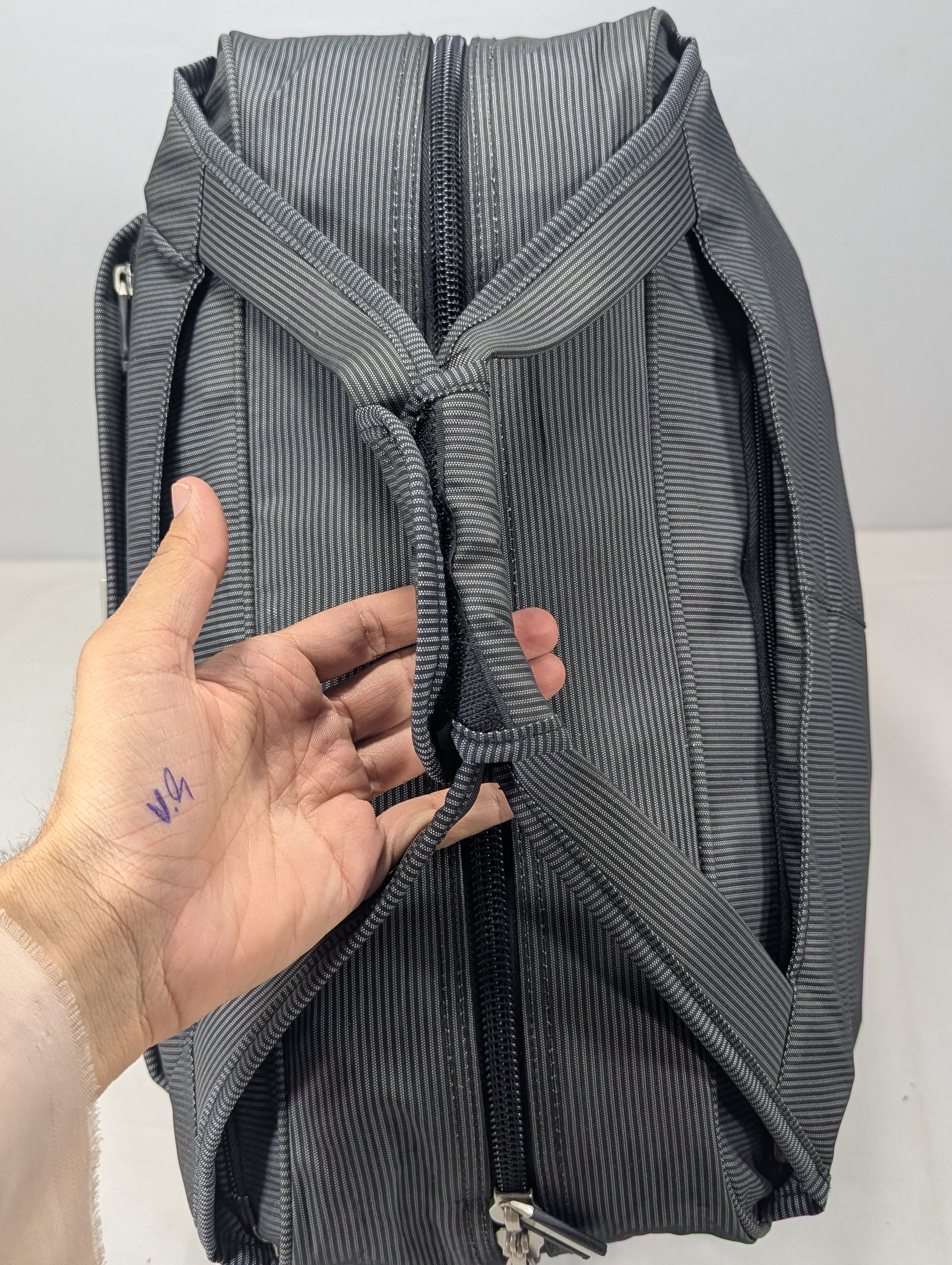 Korean Aesthetic Duffle – Ideal for Weekend Getaways Ab3