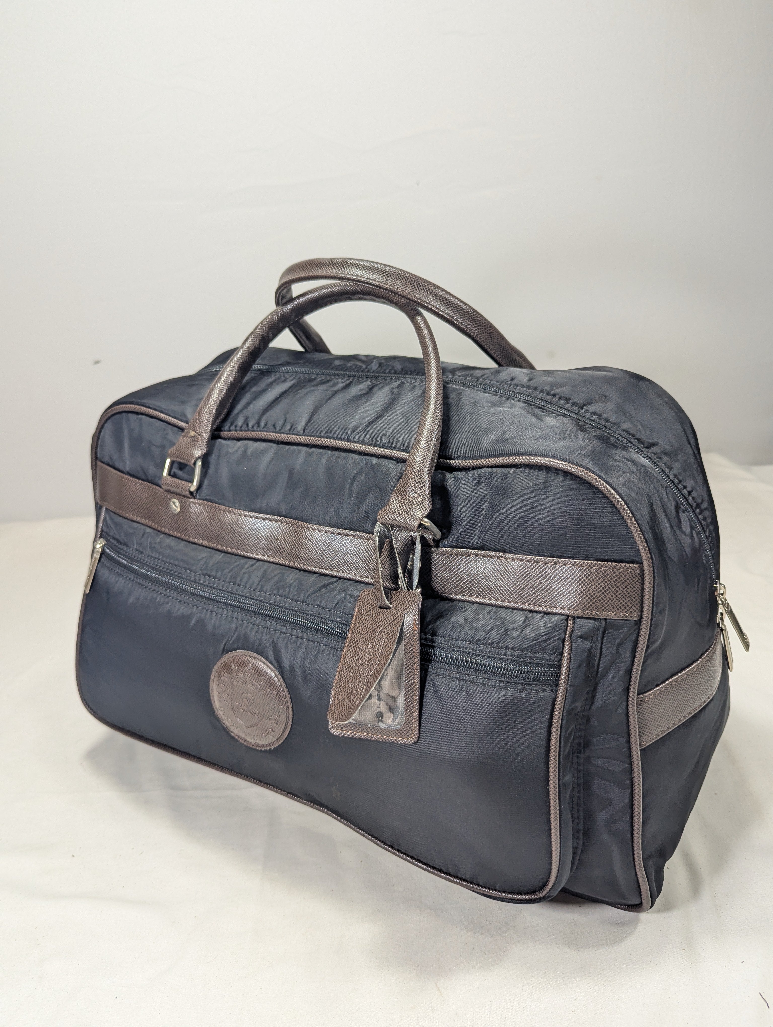 Minimalist Korean Duffle Bag – Unisex Travel Tote U3