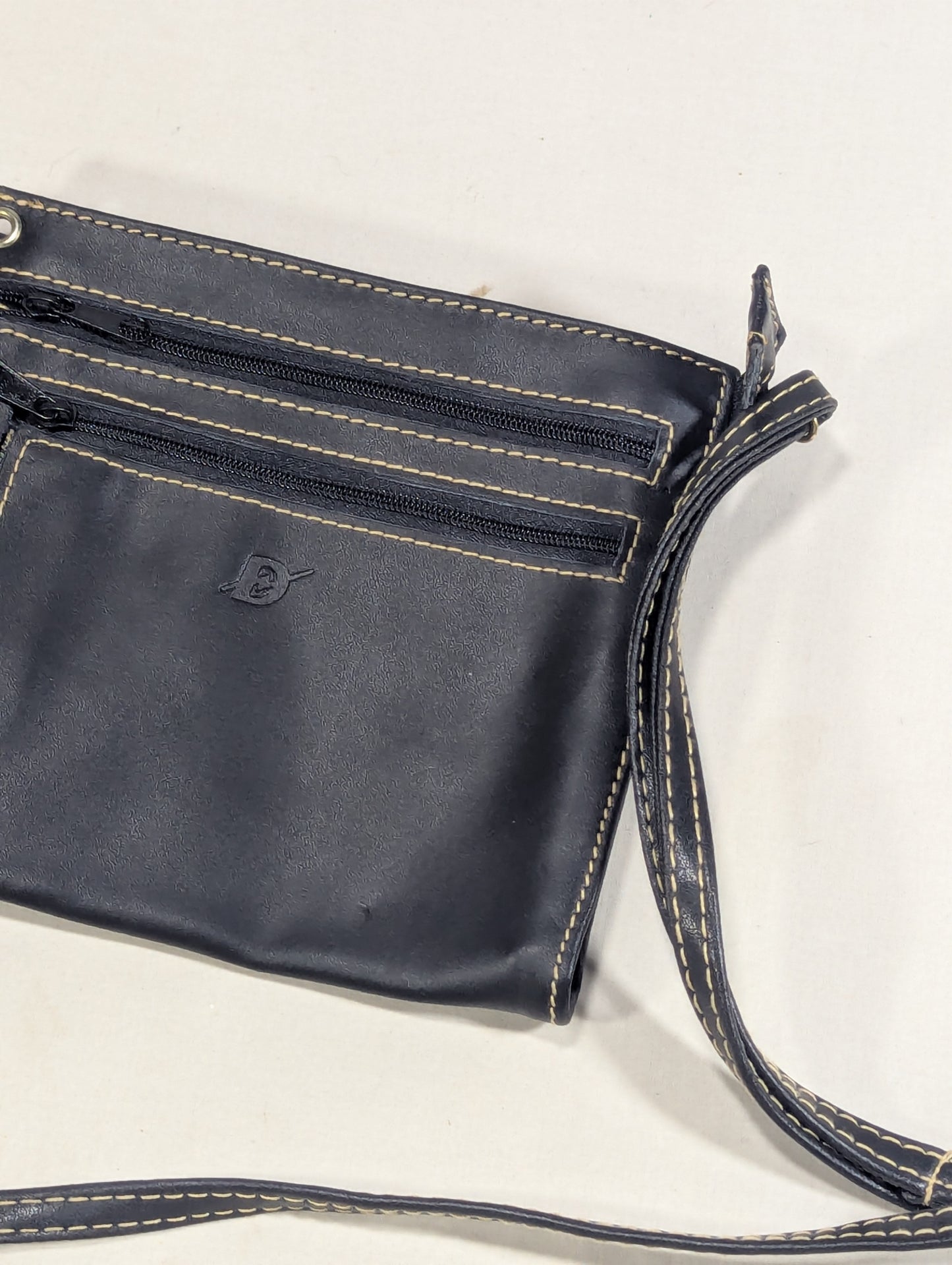 Long strap bag, pouch bag