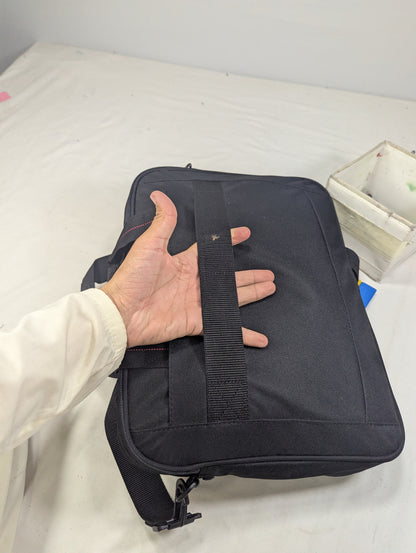 Targus premium brand laptop bag, briefcase bag
