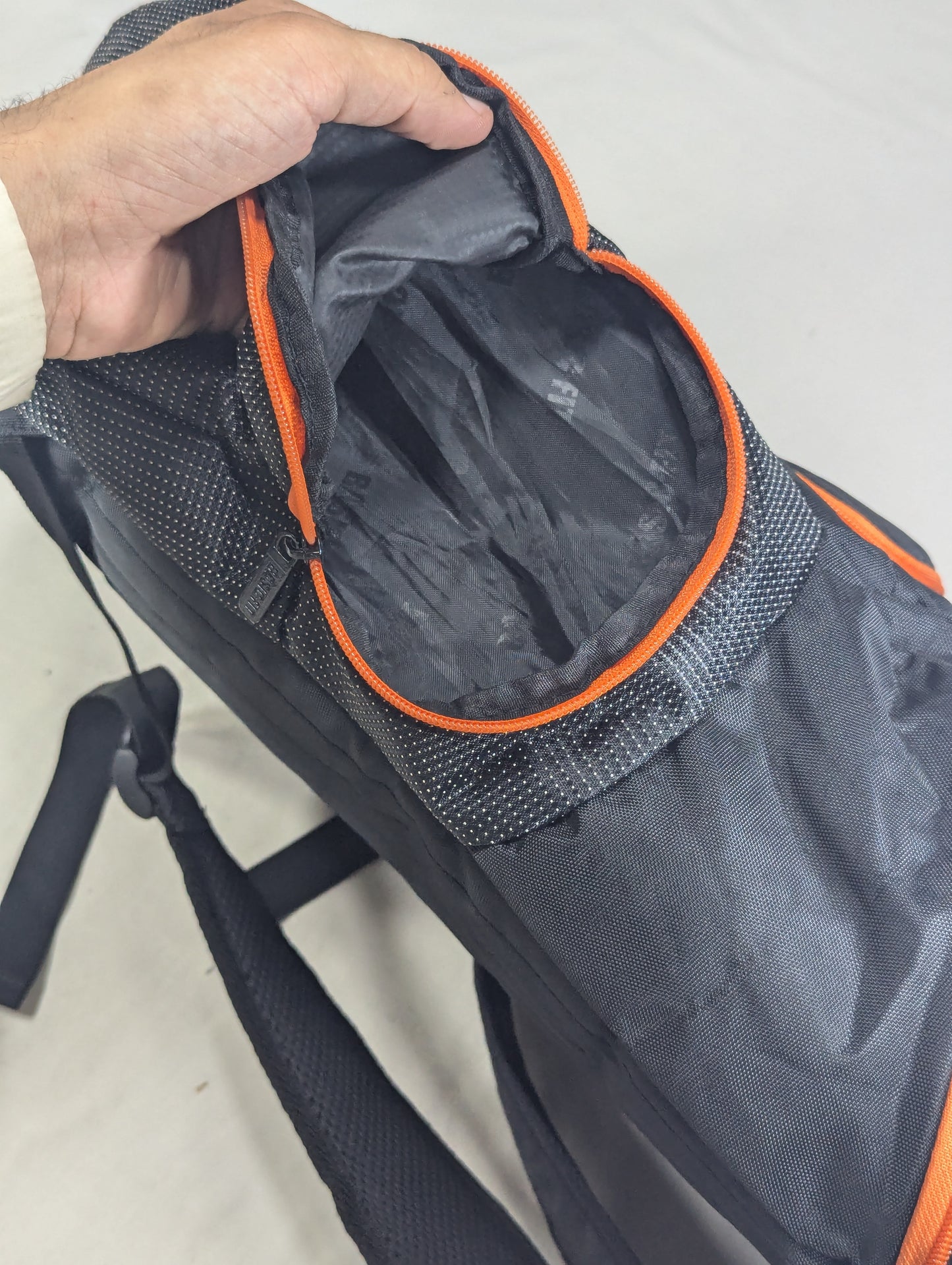 USA Lot Authentic Minimalist Backpack for gym travelling purpose U3