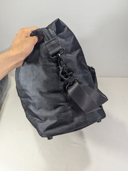 Korean lot duffle bag black color U2