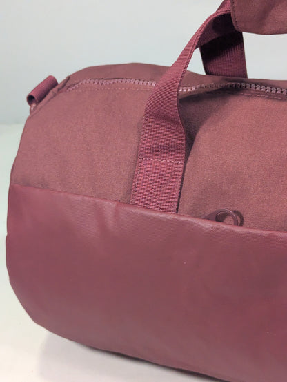 Usa lot authentic Duffle bag, gym travelling bag