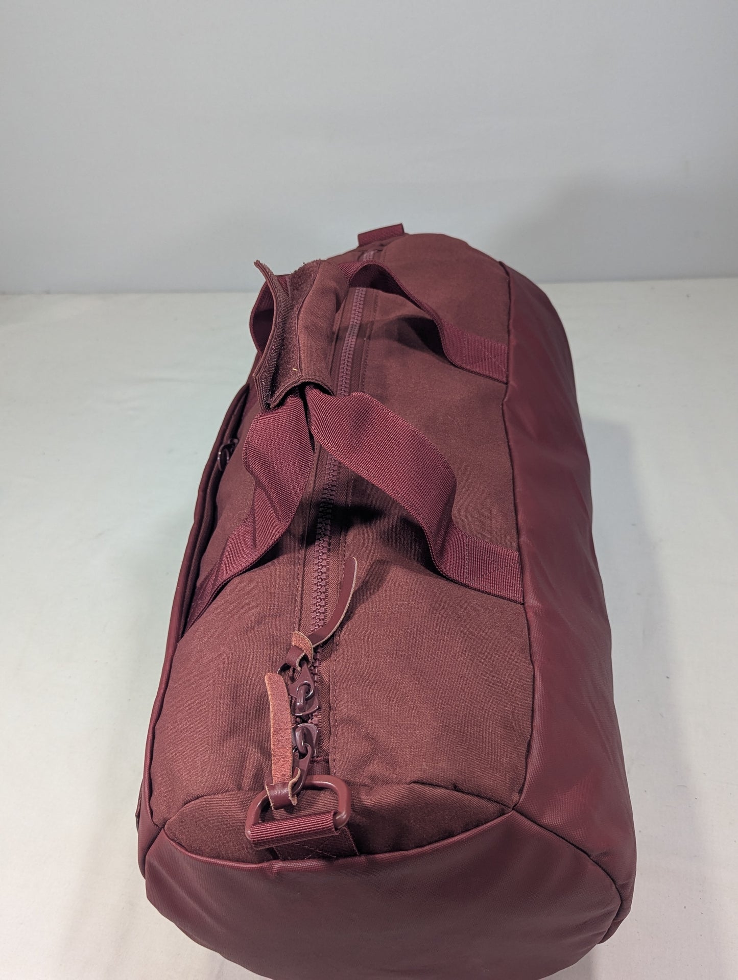 Usa lot authentic Duffle bag, gym travelling bag