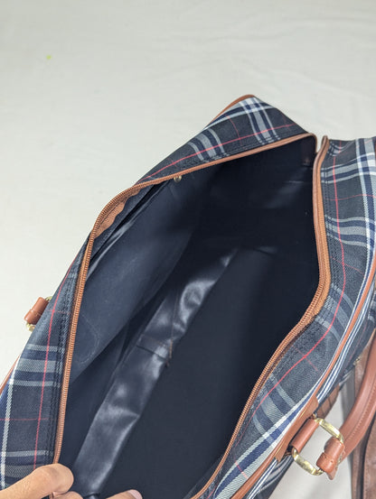 Adjustable size duffle bag from Korean lot collection