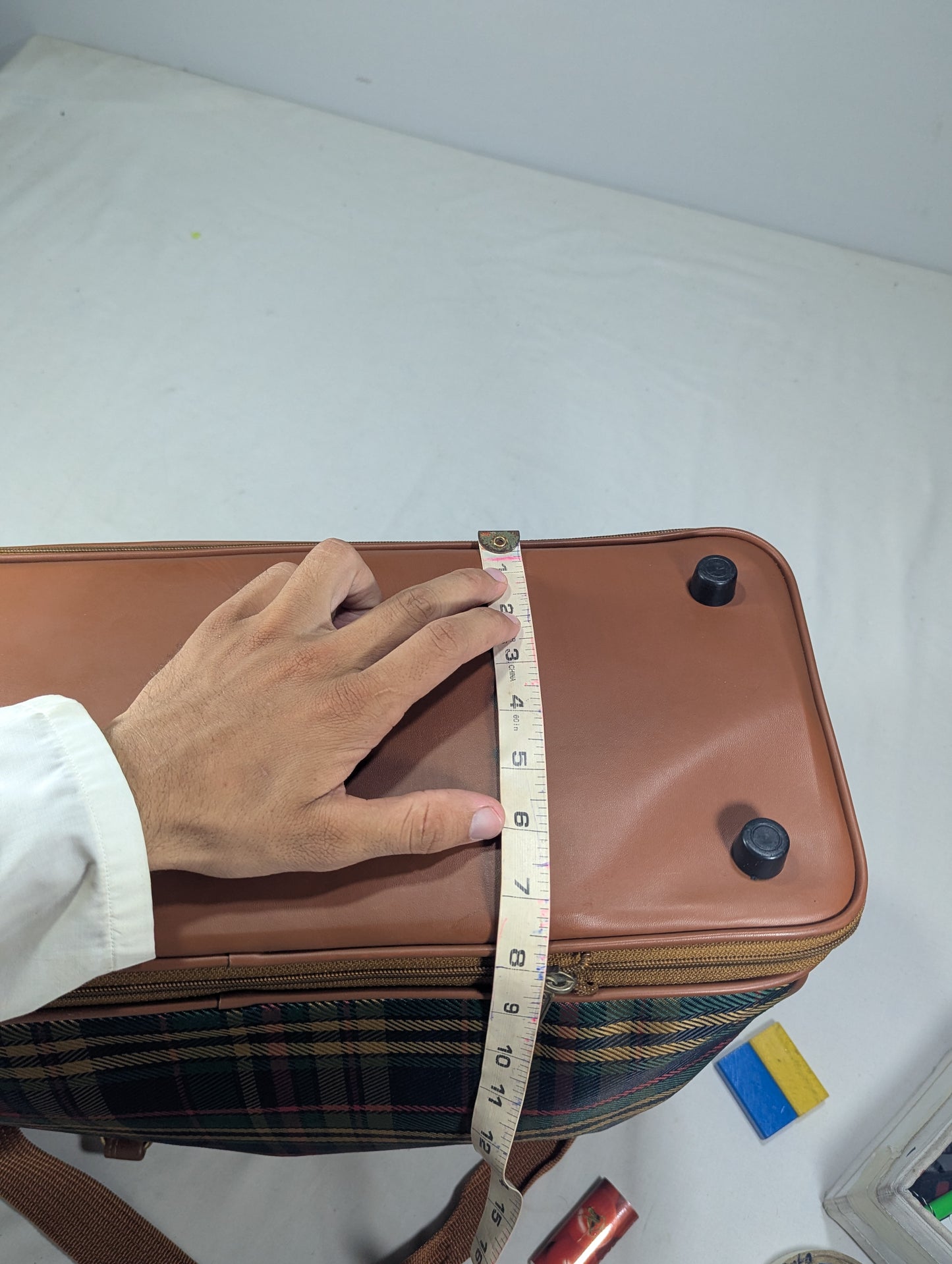 Adjustable size duffle bag from Korean lot collection