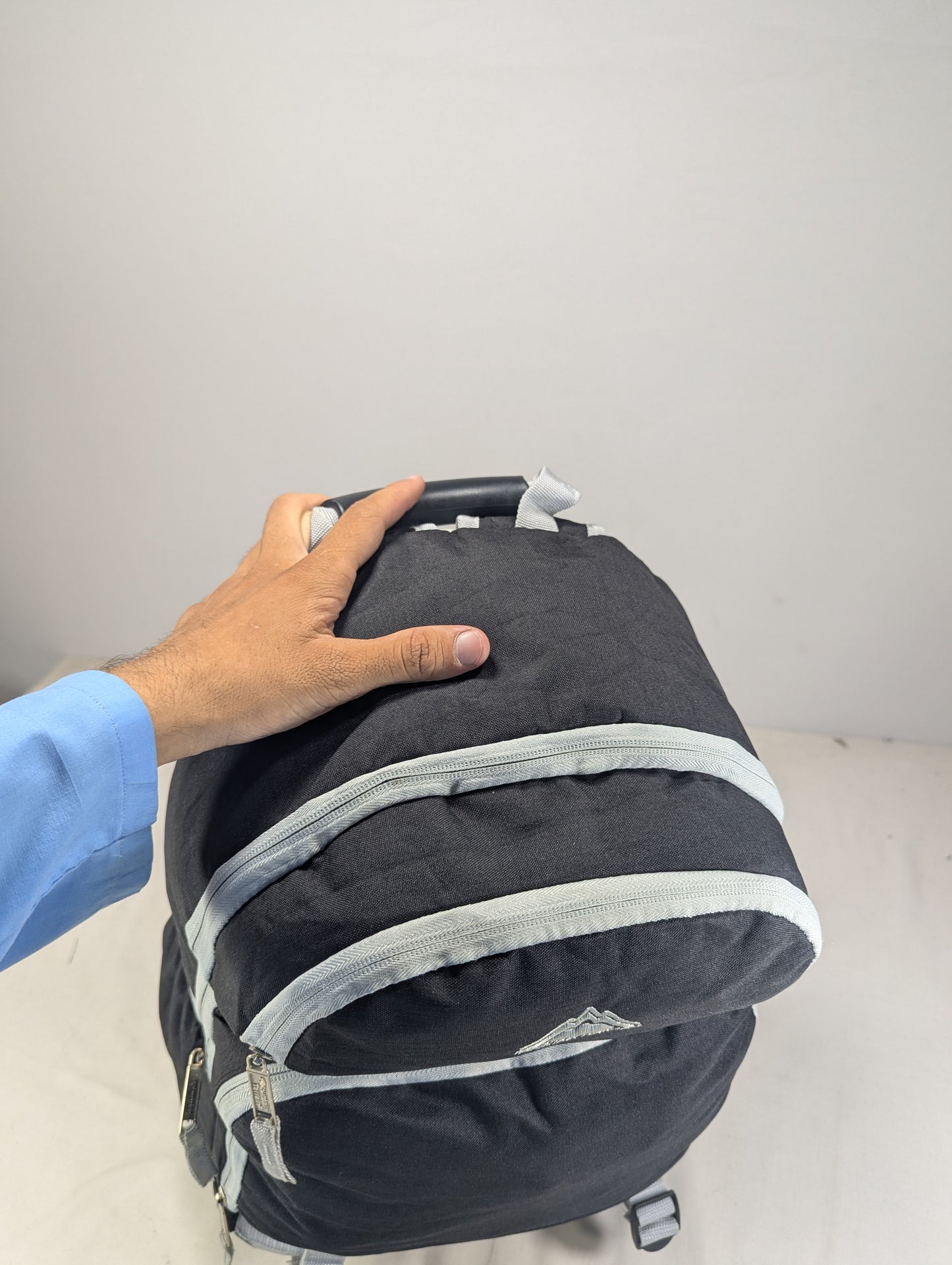 Tracking preloved backpack U3