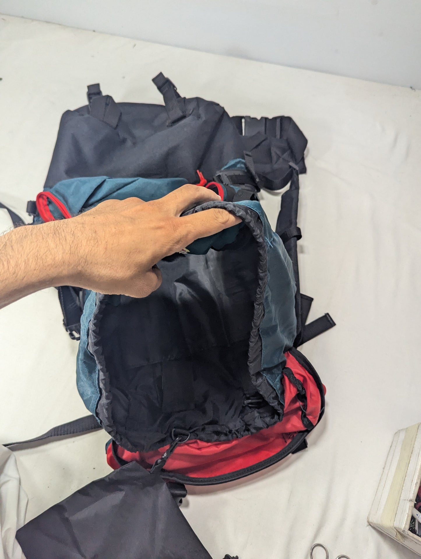 Hiking tourist 40-45L backpack