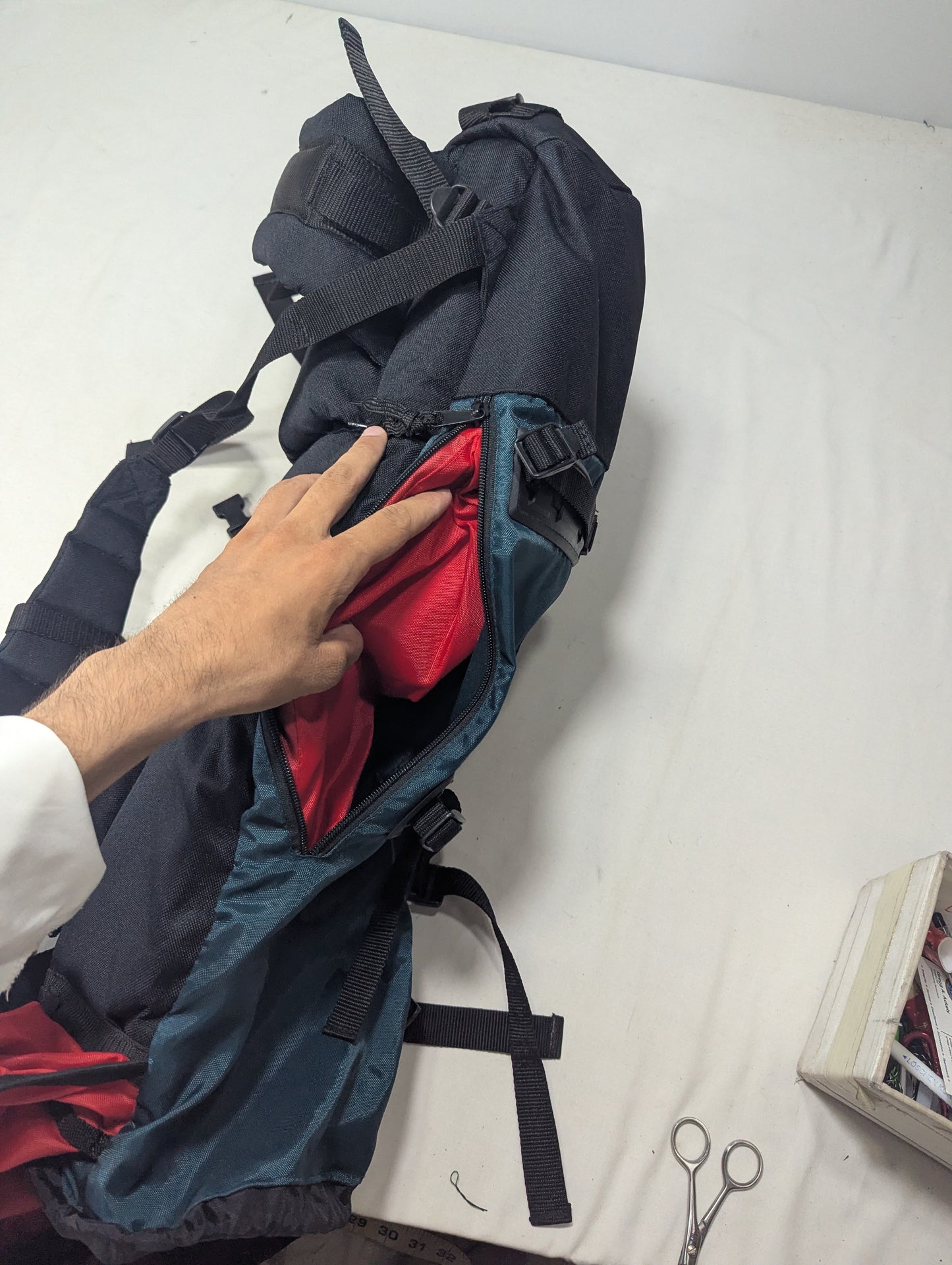 Hiking tourist 40-45L backpack
