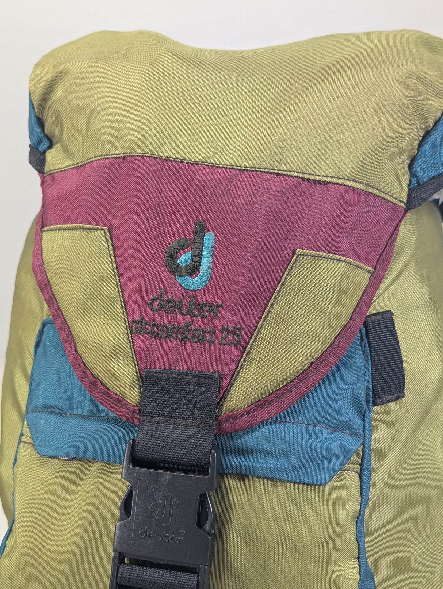 Hiking tourist  25L backpack U2