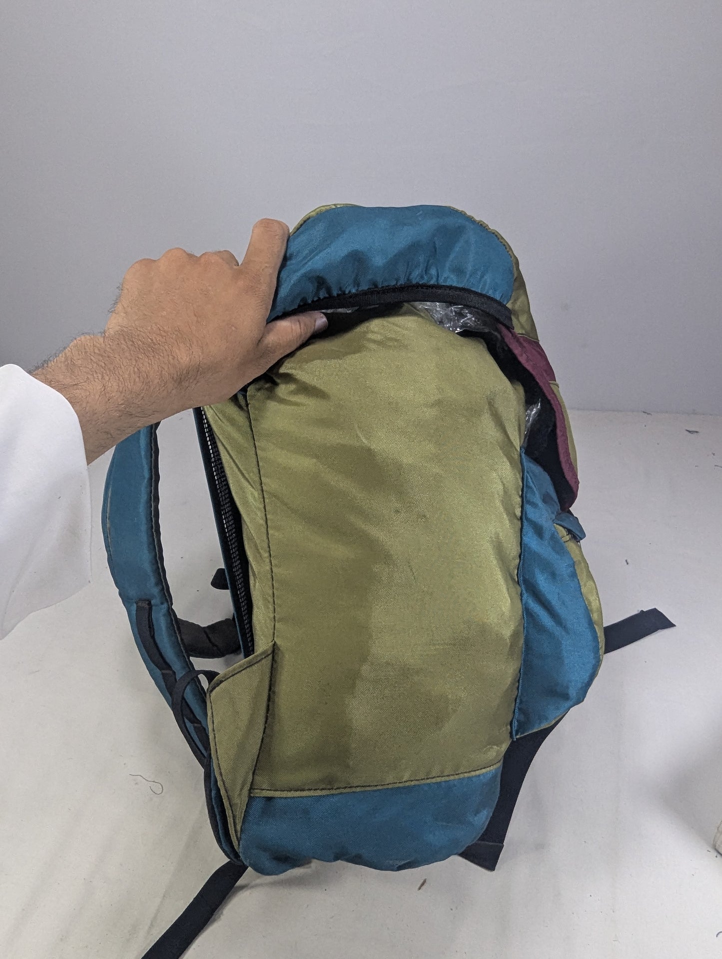 Hiking tourist  25L backpack U2