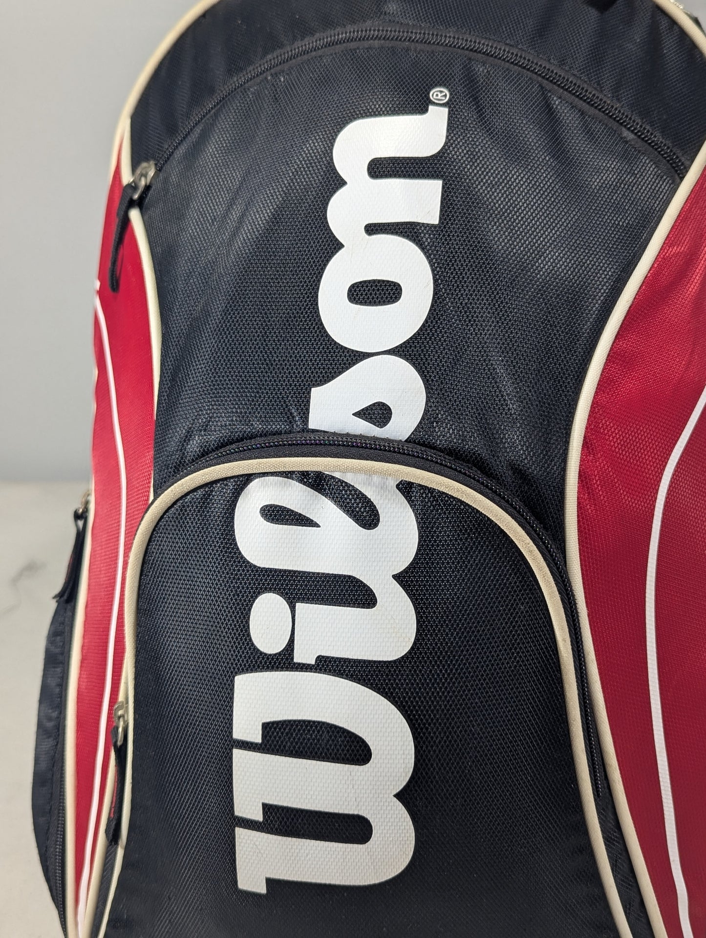 Wilson brand racket backpack U3