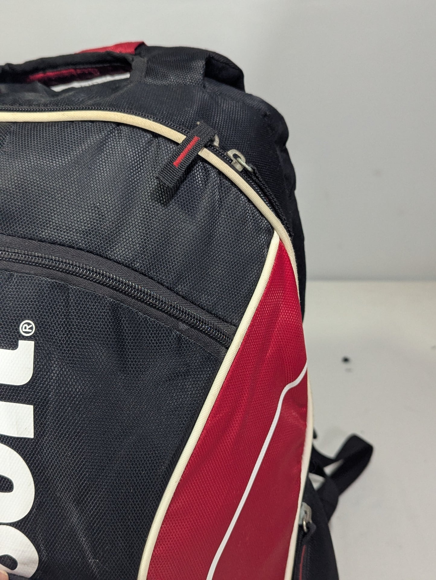Wilson brand racket backpack U3