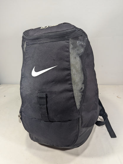 Nike preloved backpack U2