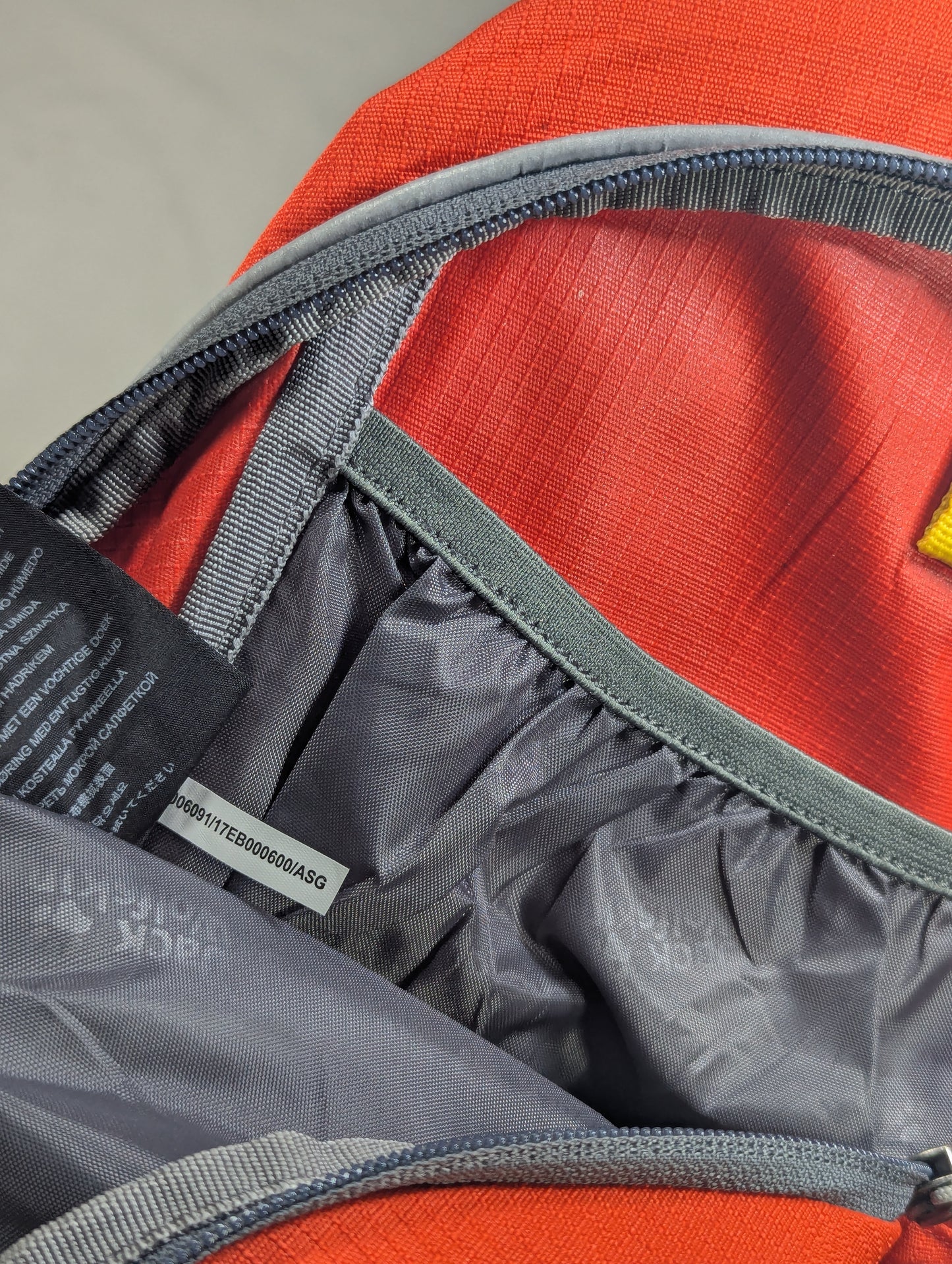 Premium + cond Jack wolfskin mini hiking backpack