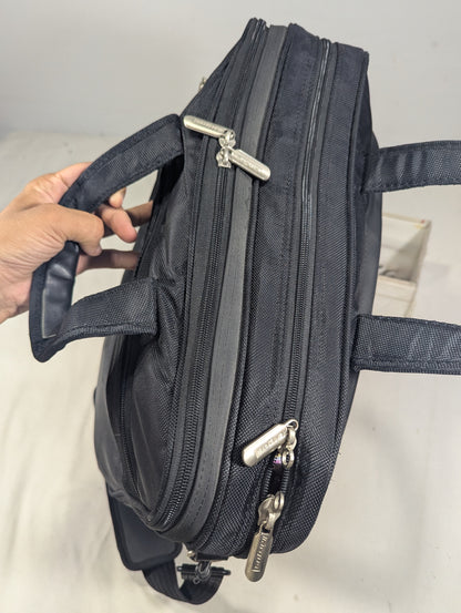 Targus authentic bag