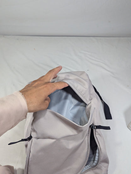 Slim and smart laptop backpack