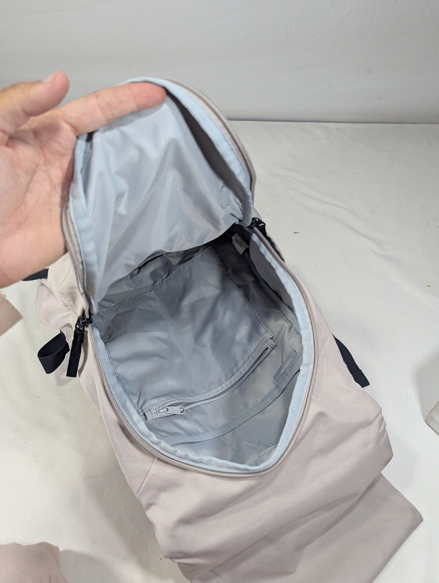 Slim and smart laptop backpack