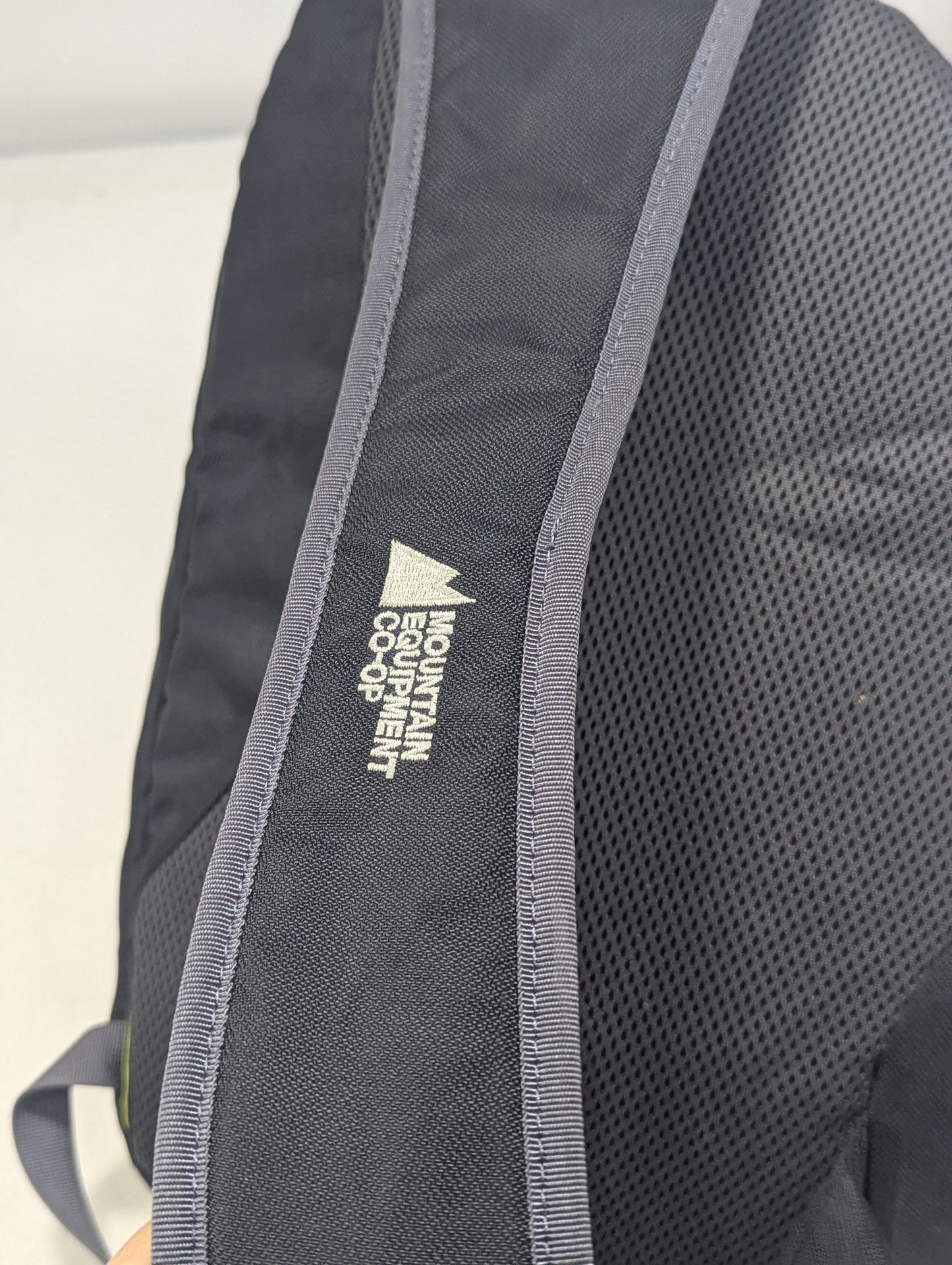 Sling bag