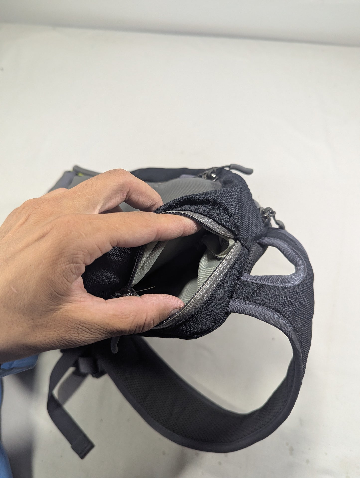 Sling bag