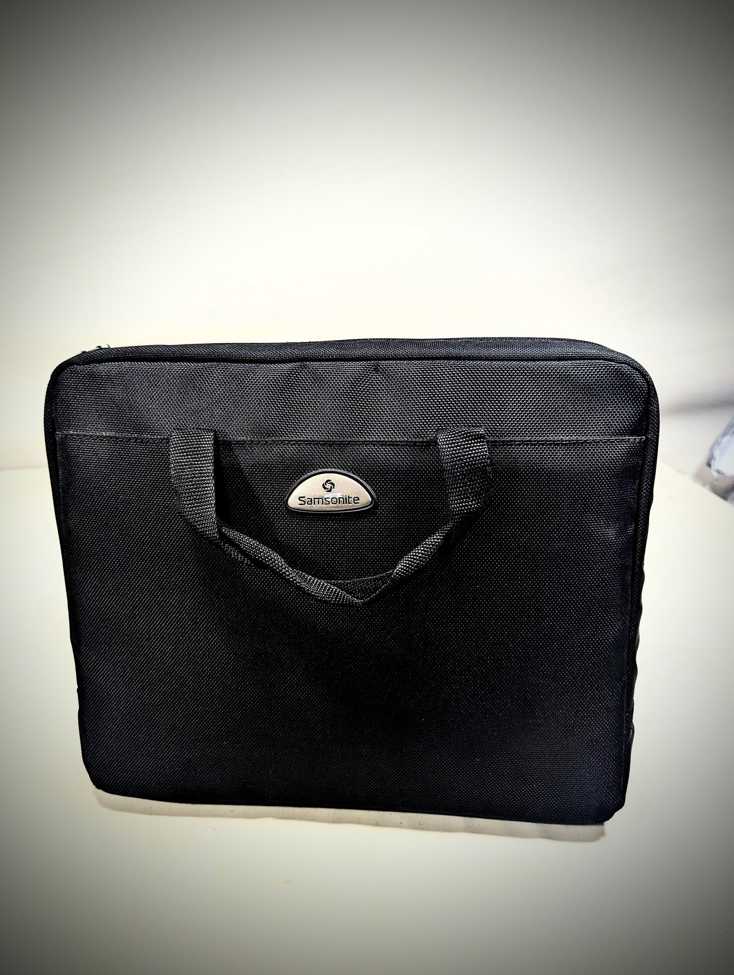 Samsonite Brand New sleeve bag