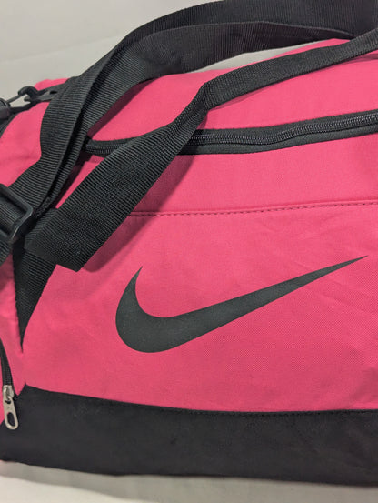 Imported lot Nike bag with separate shoes portion
