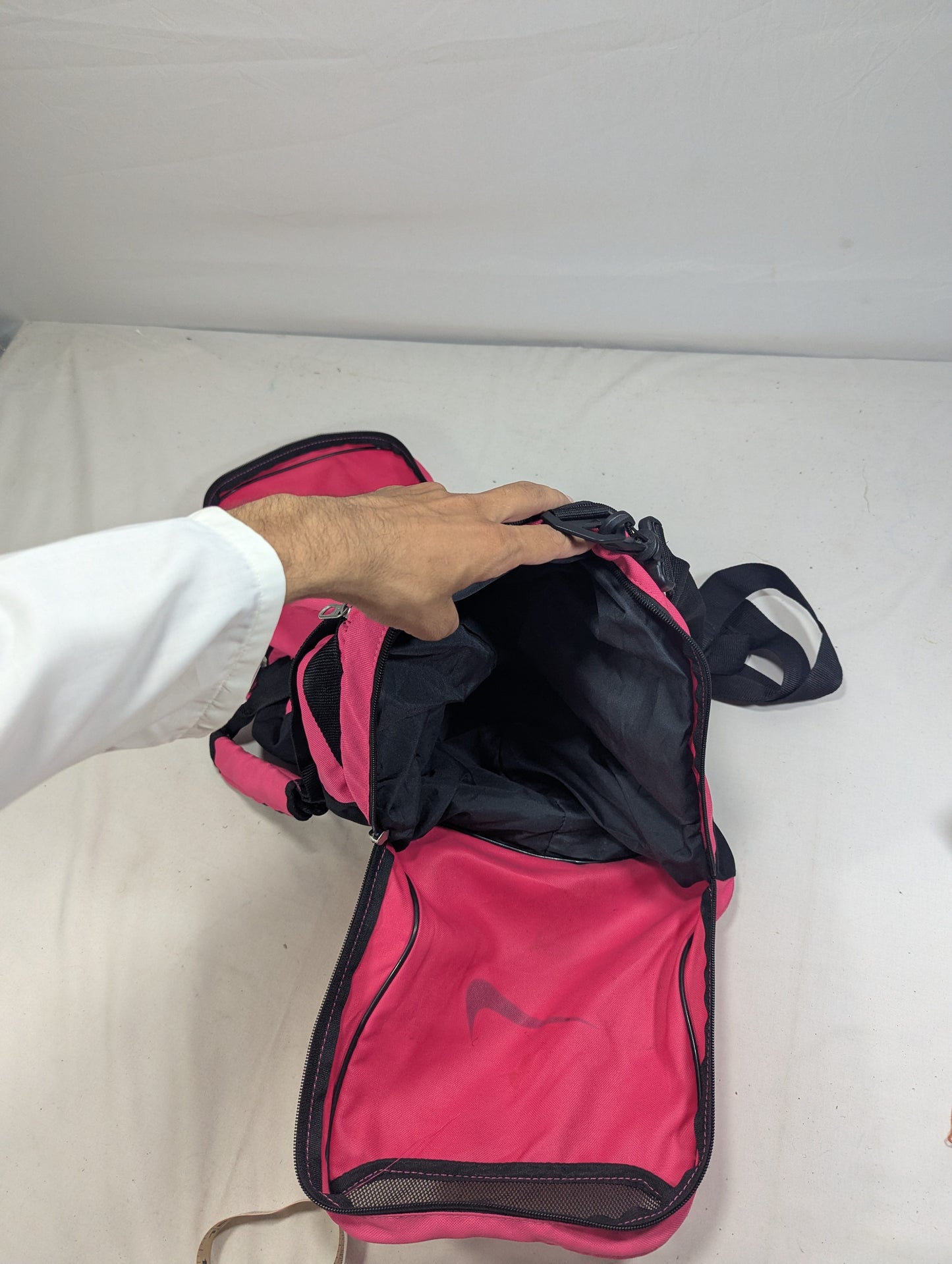 Imported lot Nike bag with separate shoes portion