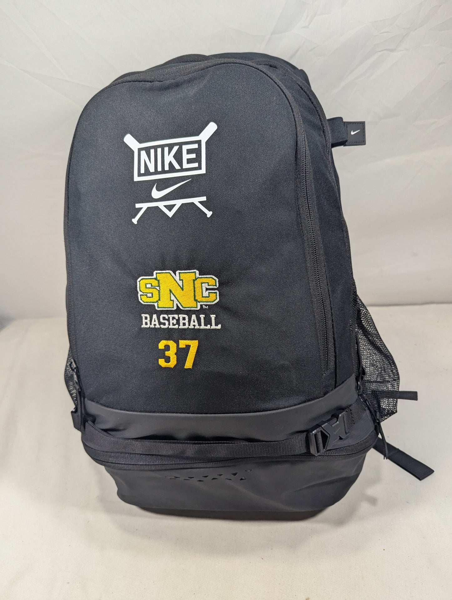 Nike black color sports backpack