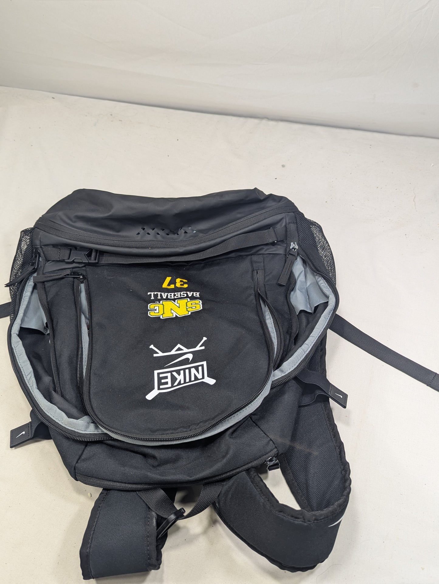 Nike black color sports backpack